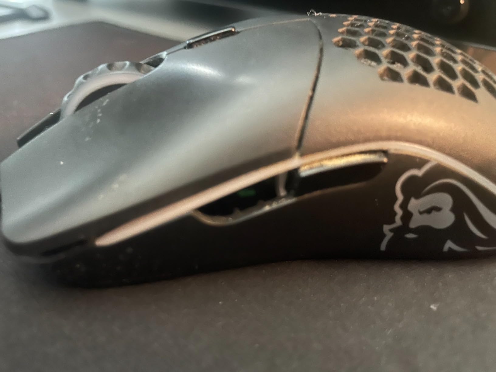Glorious Model O- (Minus) Compact Wired Gaming Mouse - 58g Superlight Honeycomb Design, RGB, Pixart 3360 Sensor, Ambidextrous, Omron Switches - Matte Black customer photo 1