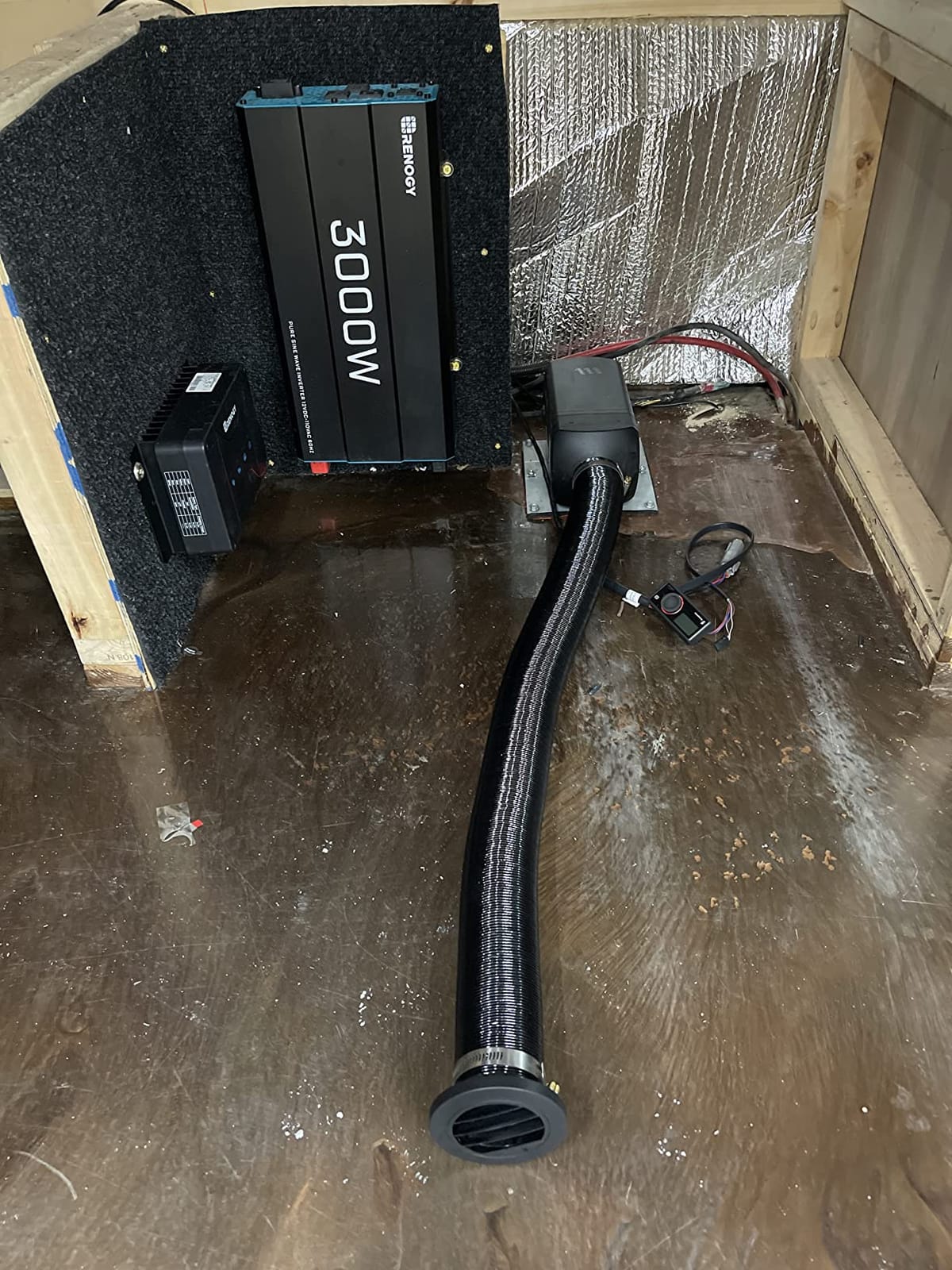 Eberspacher Espar Airtronic S2 D2 L 12V 2.2kW 7500BTU with EasyStart PRO 7 Day Timer Fault Diagnostic and Automatic Altitude Adjustment with includes FREE floor mounting plate | LATEST MODEL customer photo 1