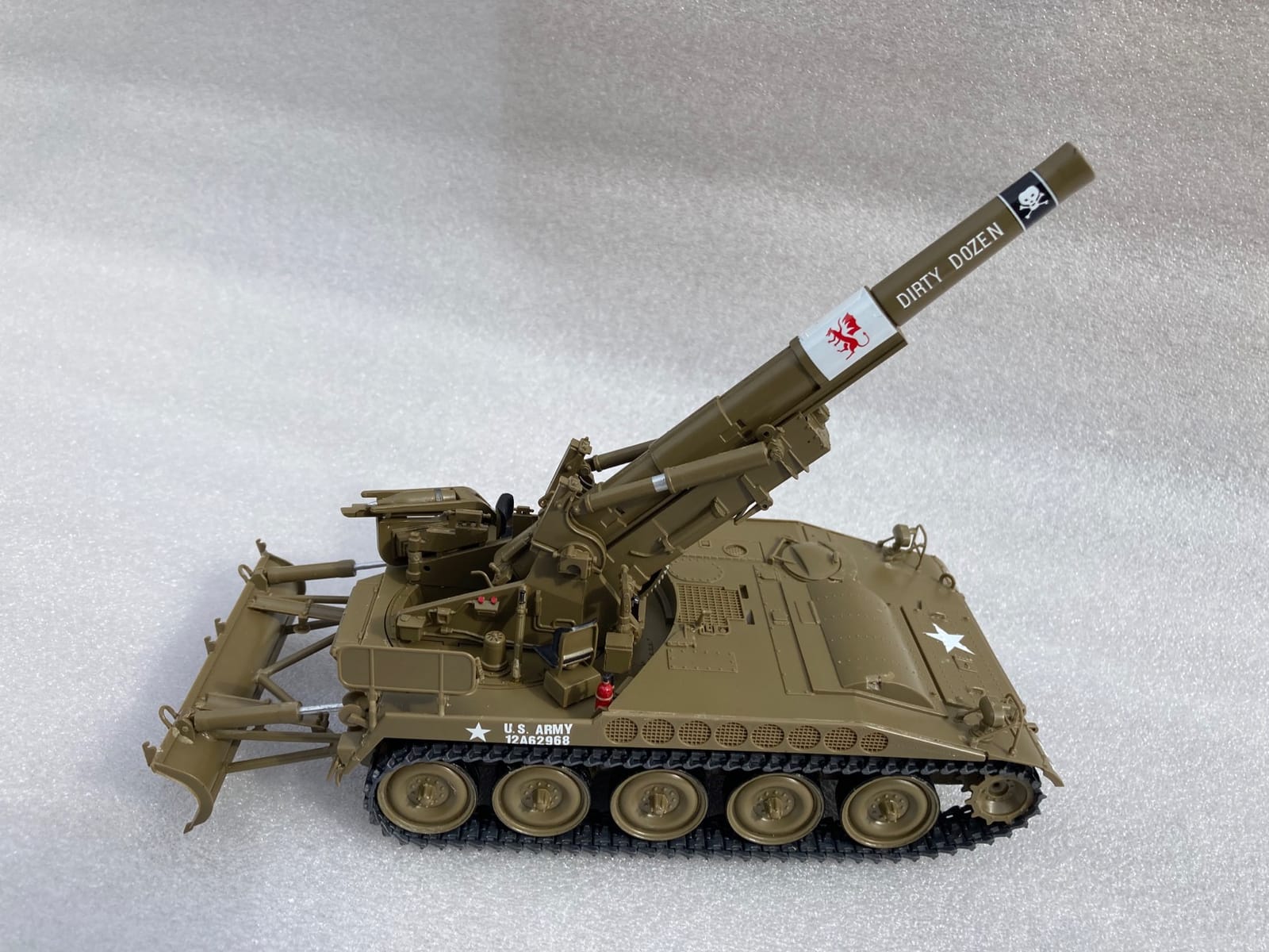 ITA6574 1:35 Italeri M110 Self Propelled Howitzer customer photo 2