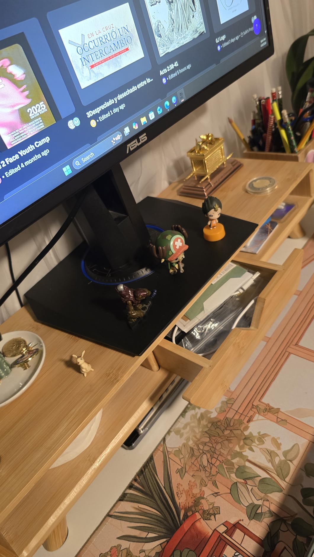 Homerays Bamboo Monitor Stand Riser, No Assembly Required Exquisite Monitor Stand with Drawer Ergonomic Height Wood Monitor Stand customer photo 2