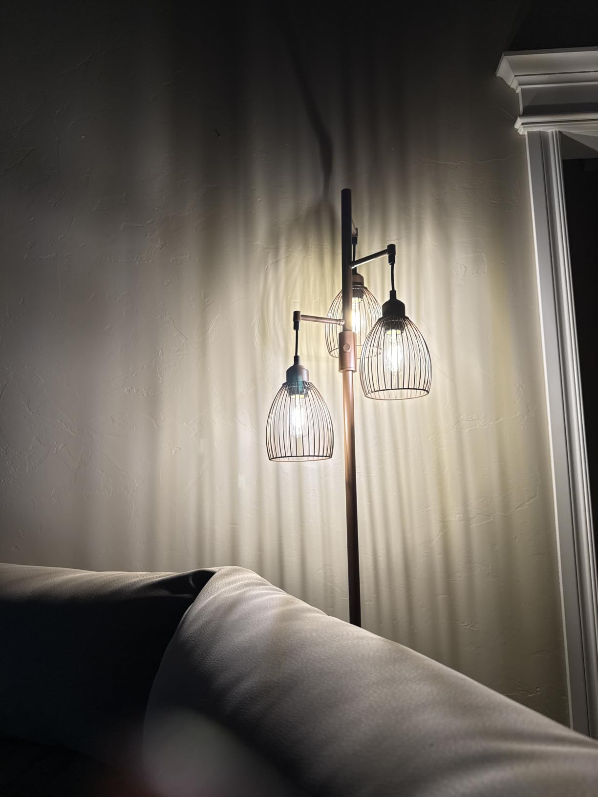 Dimmable Floor Lamp, 3 x 800LM LED Edison Bulbs Included, Farmhouse Industrial Floor Lamp Standing Tree Lamp with Elegant Teardrop Cage Tall Lamps for Living Room Bedroom Office Dining Room-Black customer photo 2