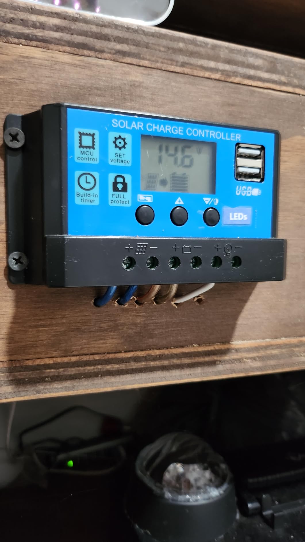 [Upgraded] 30A PWM Solar Charge Controller with Auto Parameter LCD Display customer photo 1