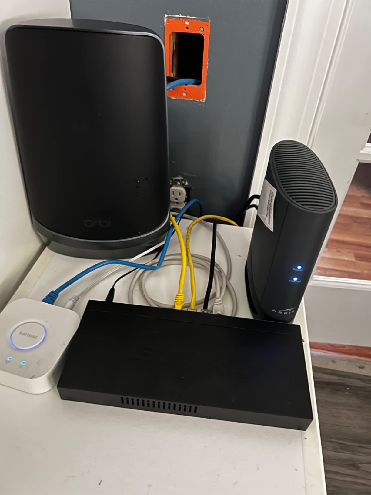 TRENDnet 8-Port 2.5Gb Multi-Gigabit Unmanaged Gaming Switch,TEG-S380 customer photo 1