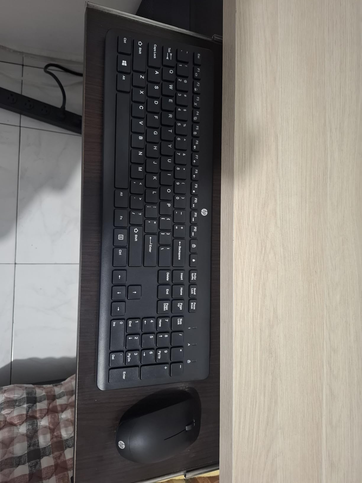 HP 230 Wireless Mouse and Keyboard Combo - 2.4GHz Wireless Connection - Long Battery Life - Durable & Low-Noise Design - Windows & Mac OS - Adjustable 1600 DPI - Numeric Keypad (18H24AA#ABA) customer photo 1