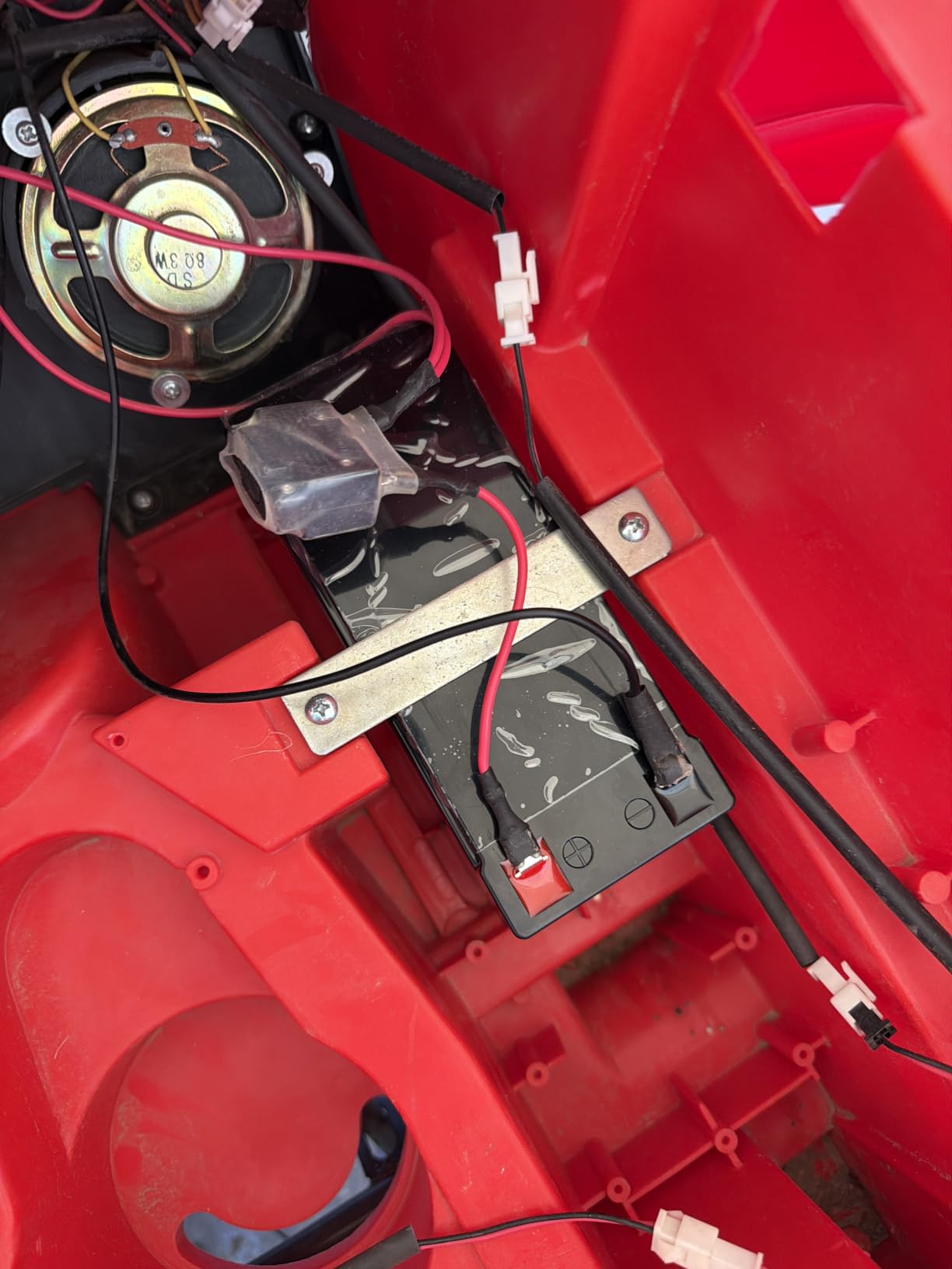 NERMAK 12V 10Ah Lithium LiFePO4 Deep Cycle Battery with 10A BMS,Lightweight customer photo 2