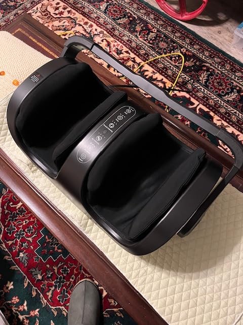 RENPHO 4-in-1 FSA Shiatsu Foot Massager with Heat, Birthday Gifts for Women | 3 Modes & 4 Levels Compression Massage for Feet At Home, 3 Timing Modes, FSA Eligible HSA, Gifts for Women & Men, Size 14 customer photo 1