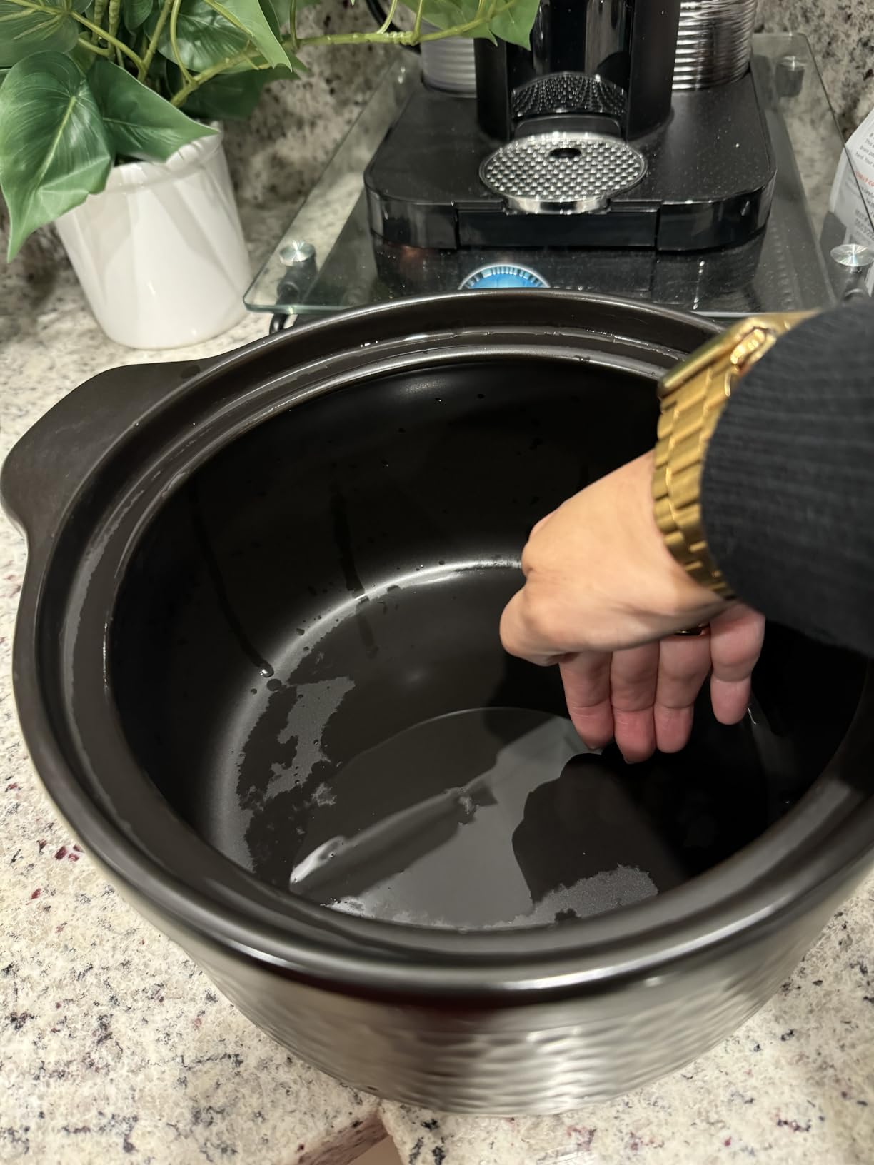 Heavy Duty Claypot - Replaces both a dutch oven and stock pot (4.5 Quart) customer photo 2