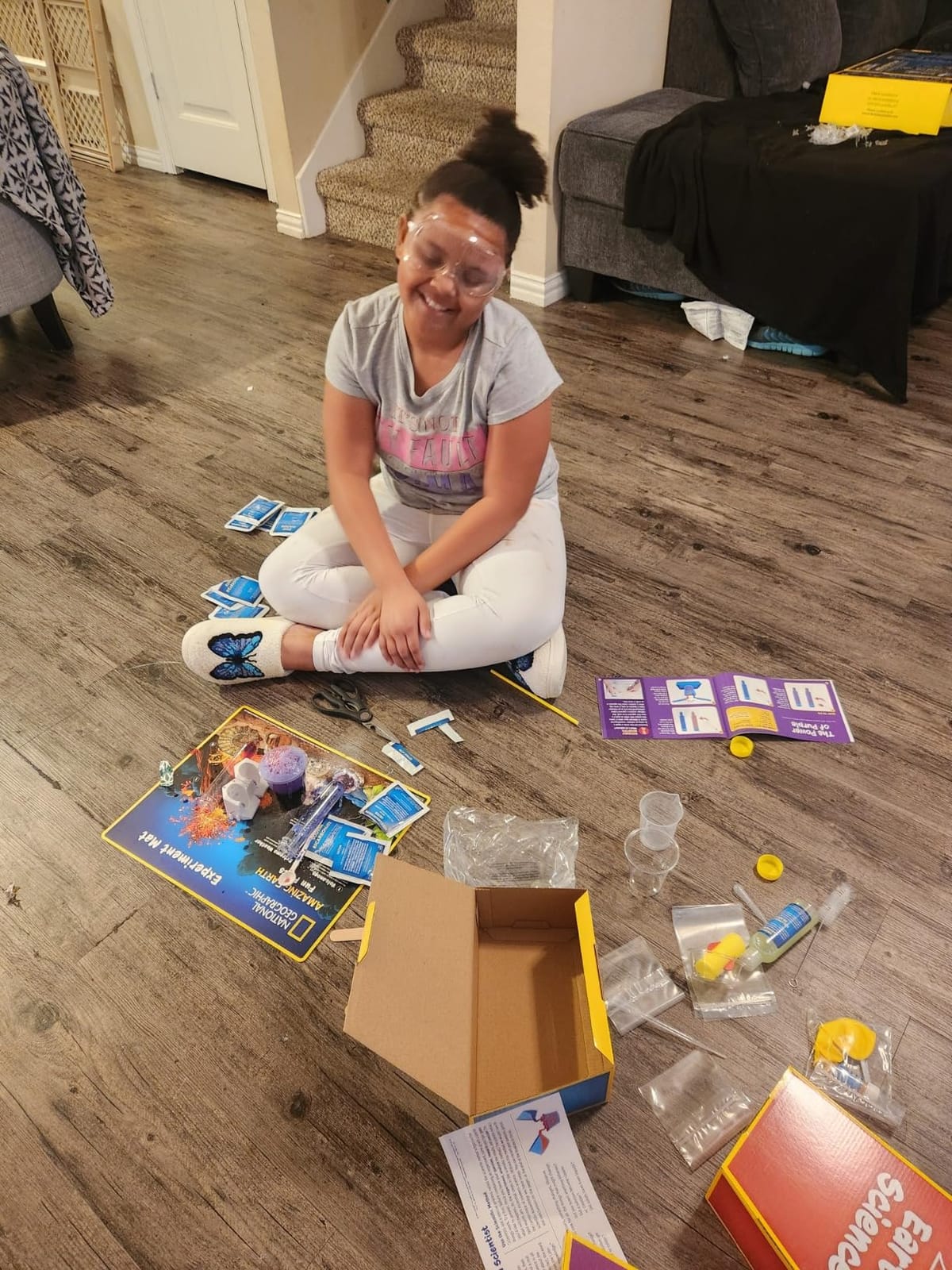 National Geographic Mega Science Lab with 75 Experiments for Kids 8-12 | Earth Science, Chemistry Set, Science Magic, Easy Experiments, STEM Projects, Science Kit for Kids, Birthday Gift customer photo 2