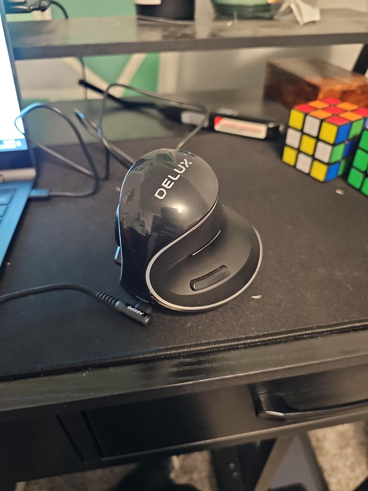 DELUX Wireless Ergonomic Vertical Mouse,Ergo Mouse for Large Hands (M618PD) customer photo 2