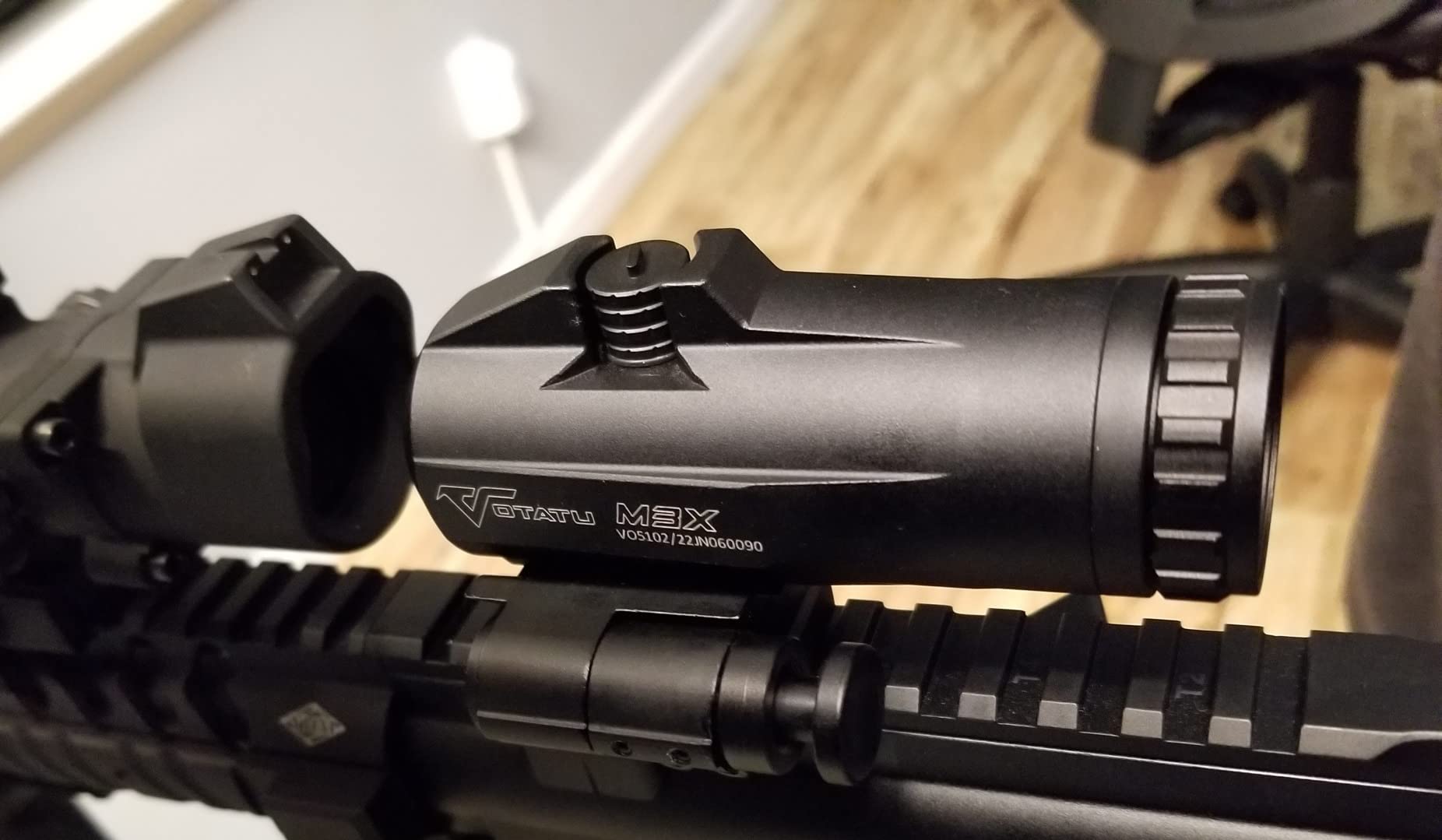 VOTATU M3X Red Dot Magnifier, 3X Red Dot Sight Magnifier Optics with Built-in Flip to Side Mount, 35 37 41 Height, Windage & Elevation Adjustable customer photo 2