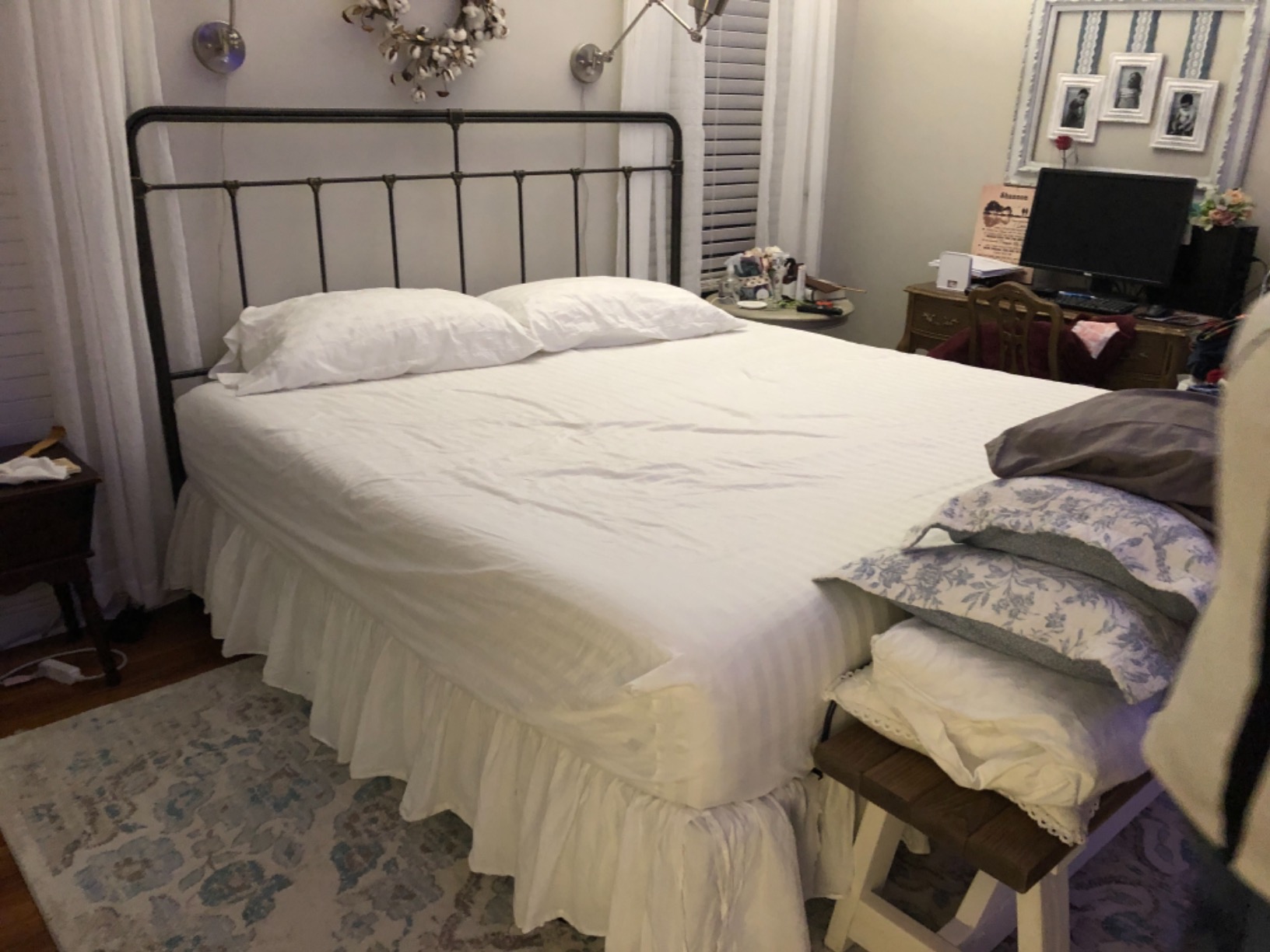 Sven and Son Essential Adjustable Bed Base (Frame Only), Easy Assembly, Head and Foot Lift, Memory Positions, Zero Gravity, Wireless Remote - Full customer photo 1