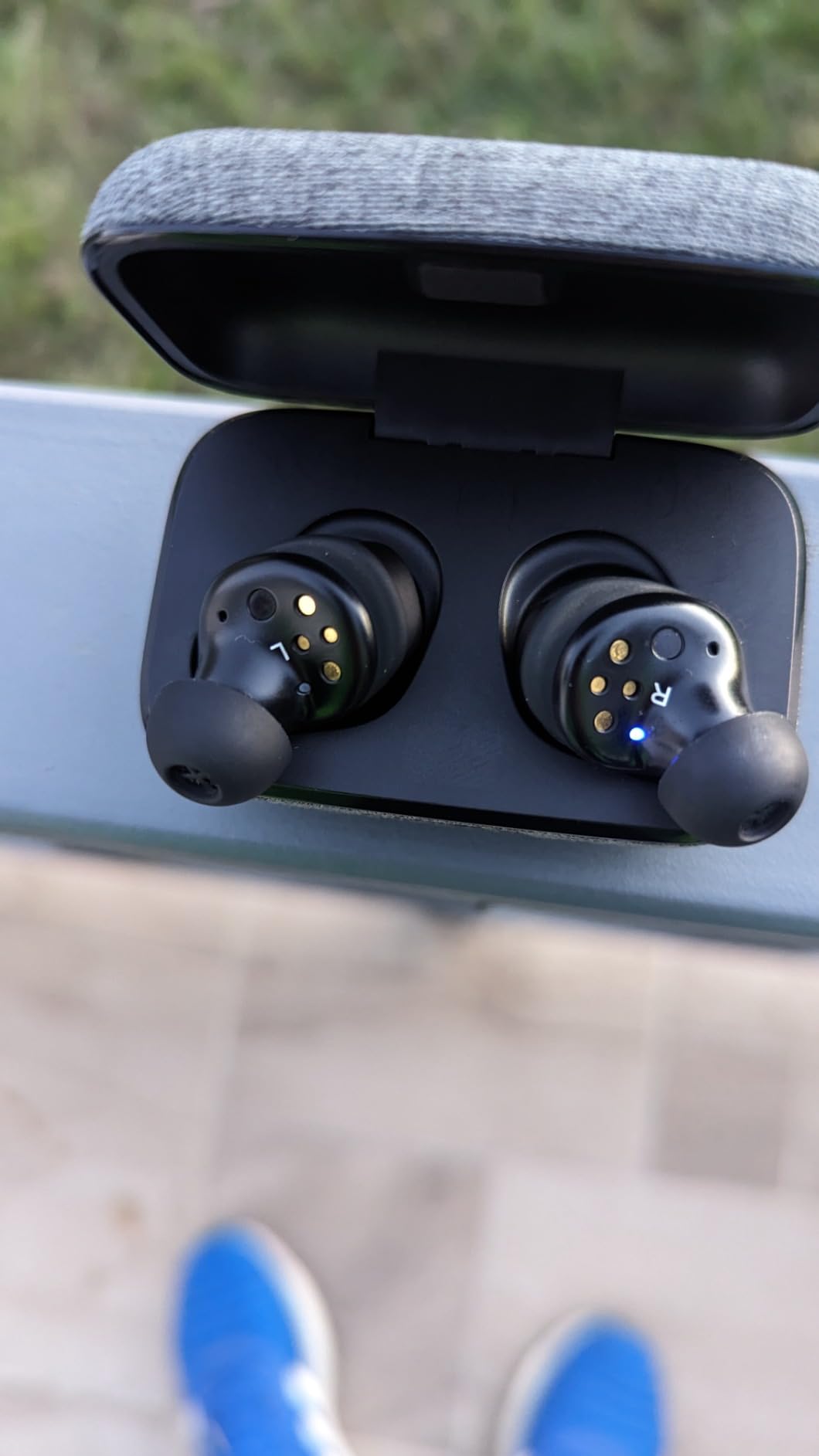 Sennheiser Momentum True Wireless 3 Earbuds -Bluetooth in-Ear Headphones for Music and Calls with ANC, Multipoint connectivity, IPX4, Qi Charging, 28-Hour Battery Life Compact Design - Black customer photo 2