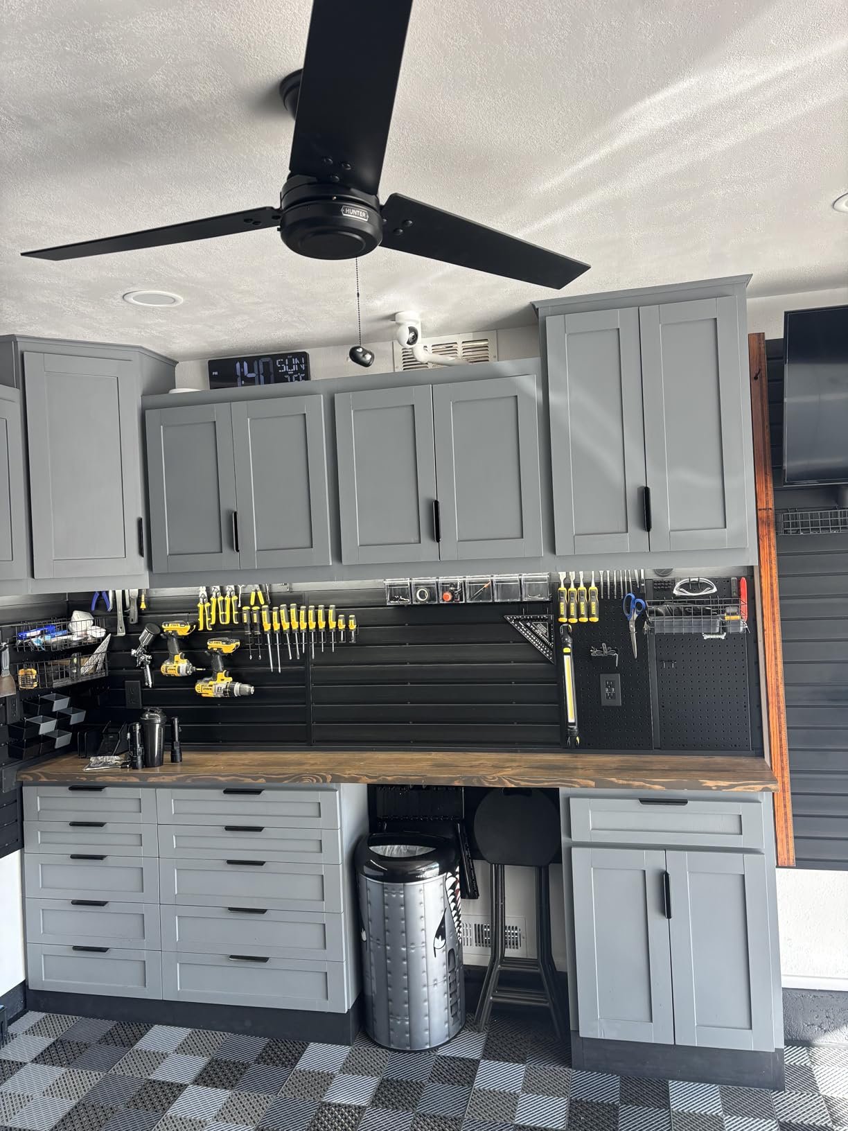 DEWALT - Toughseries Screwdriver Set 27Pc customer photo 1