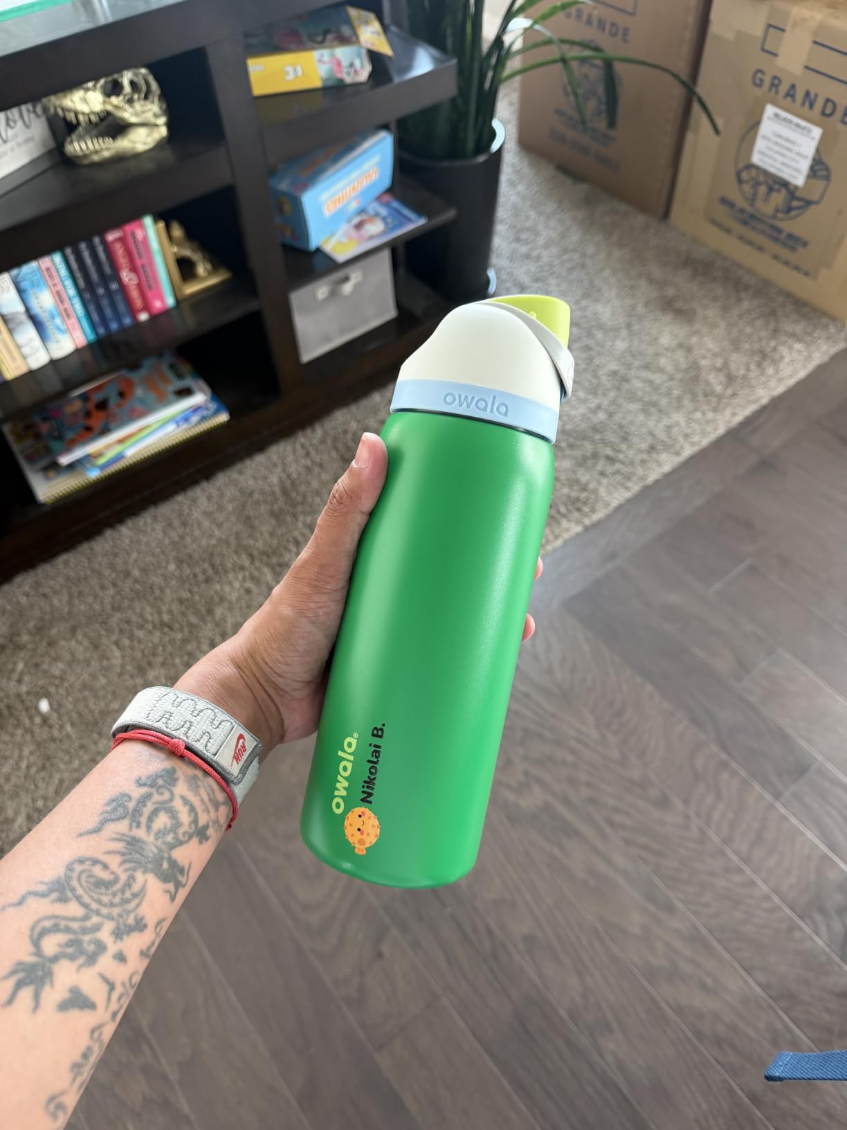 Owala FreeSip Stainless Steel Water Bottle 40 oz Very, Very Dark customer photo 2
