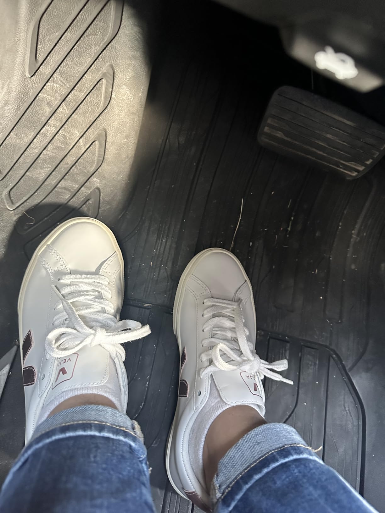 Veja Women Esplar Sneakers Extra White customer photo 1