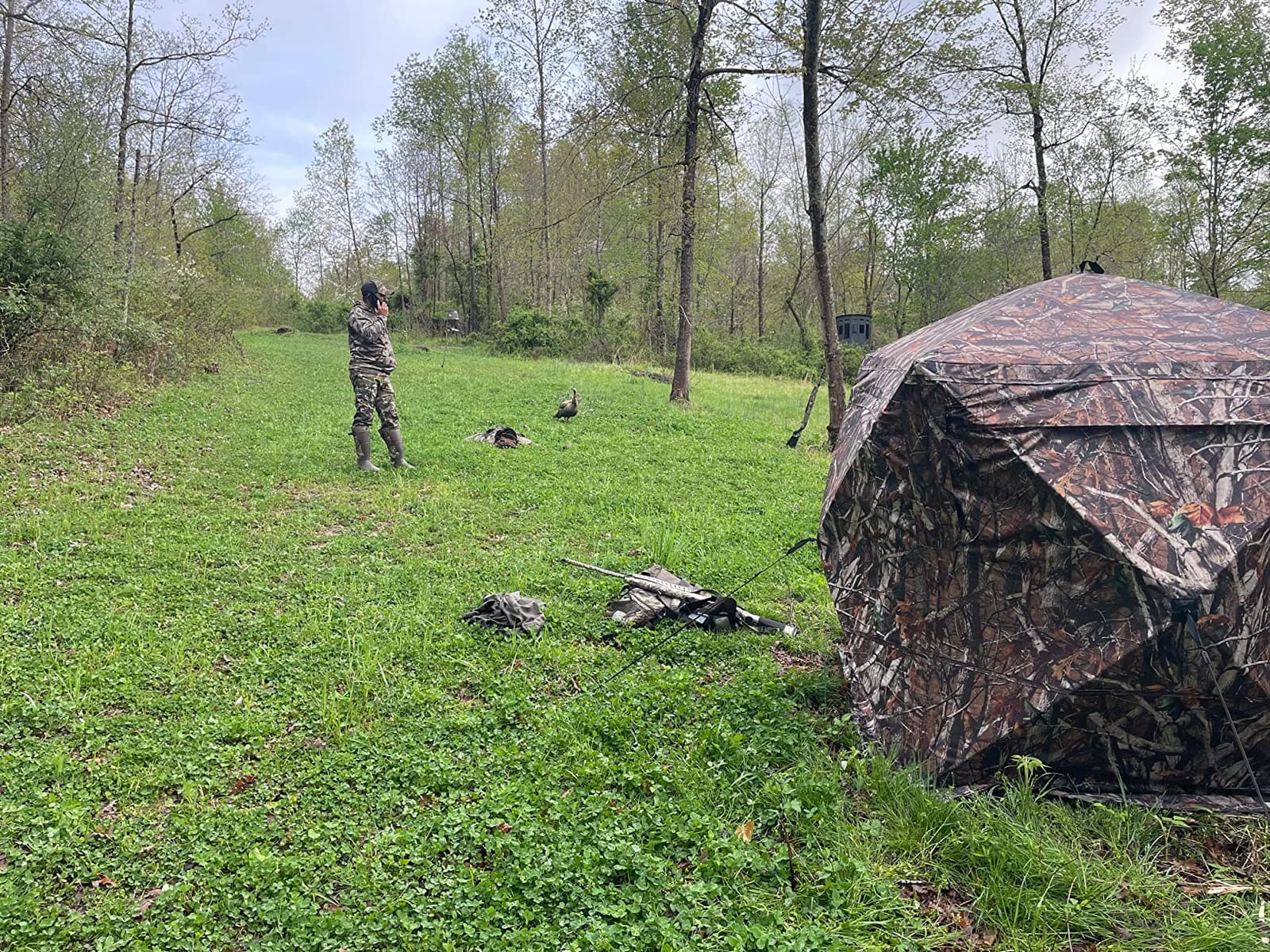 AYIN See Trough Pop Up Hunting Blind, See Thru Ground Blind - Essential Hunting Tent for Deer, Portable and Easy Setup, Ideal Hunting Essentials, Durable and Concealed Ground Blind customer photo 2