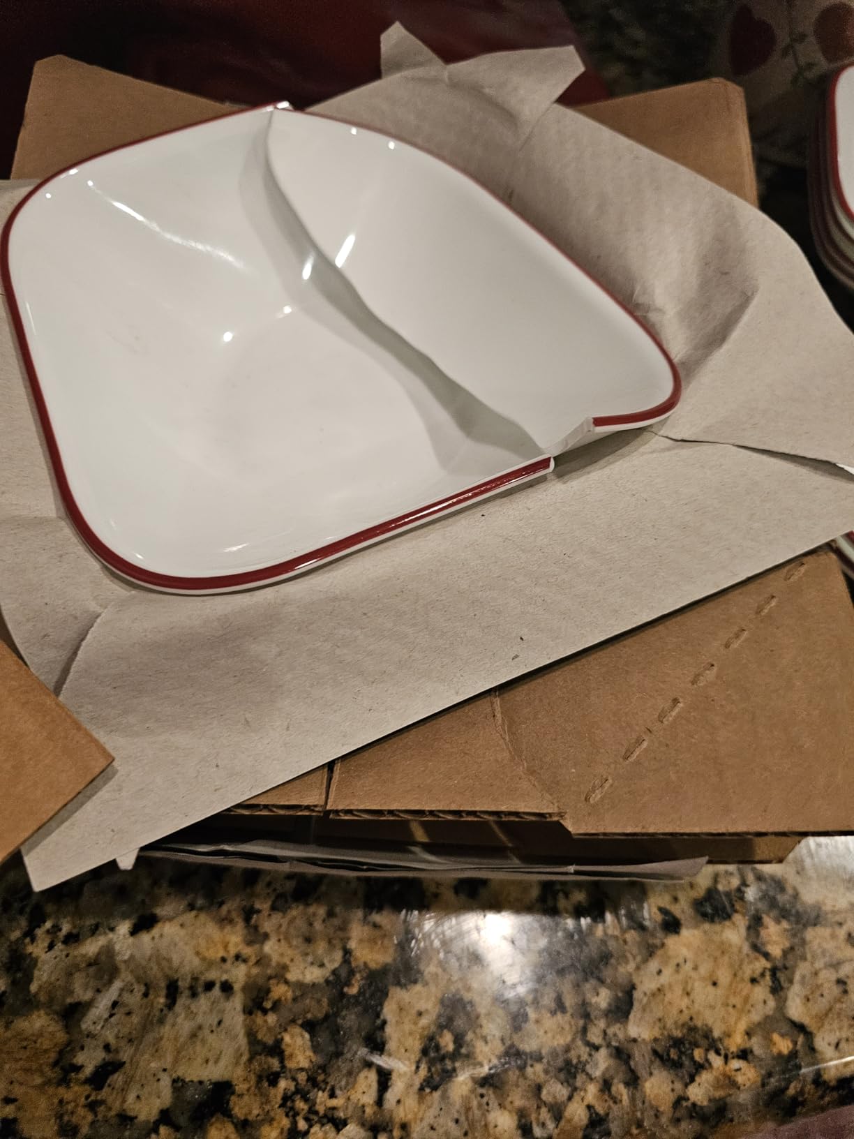 Corelle Kyoto Leaves 16pc, Service for 4, Dinnerware Set, 8 plates bowls, Chip & Break Resistant, Dinner and Corelleware White customer photo 2