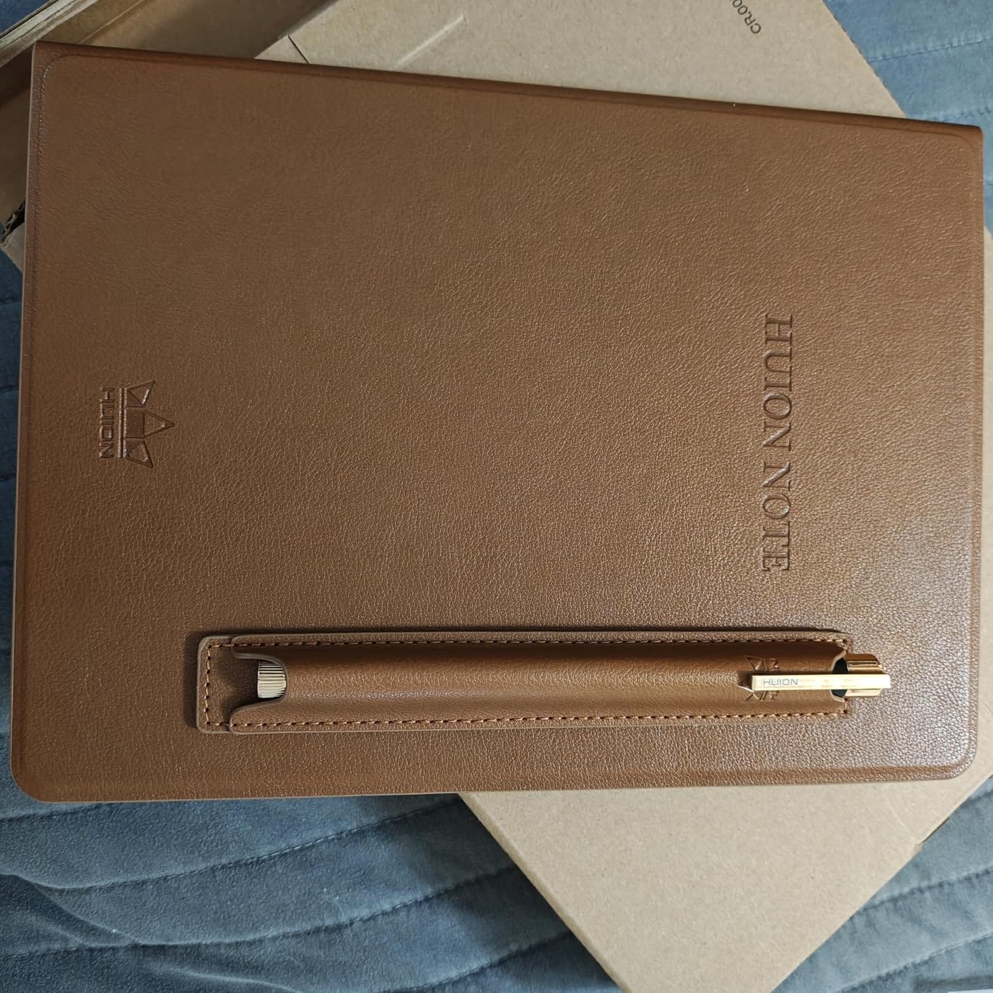 HUION Note Digital Notebook with Real-Time & Offline Sync, Battery-Free Pen customer photo 1