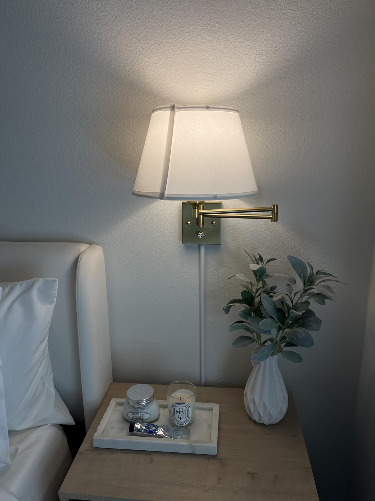TRLIFE Dimmable Wall Sconce Plug in, Brushed Brass Wall Sconces Set of 2 Swing Arm Wall Lights with Plug in Cord and Dimmer On/Off Knob Switch, 11.8