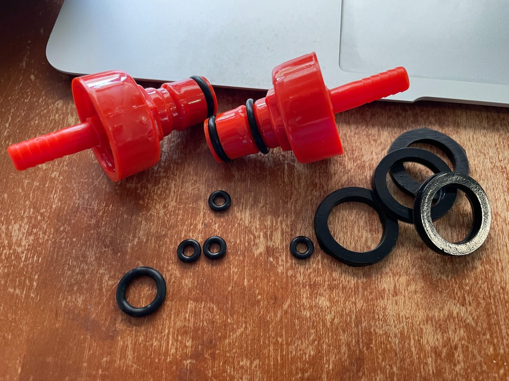 MRbrew Plastic Carbonation Cap, 4 PCS Ball Lock Keg Post 5/16'' Beer Line Nipple Barb Homebrew Kegging Soft Soda Drink PET Bottles Counter Pressure Bottle Filling Cap with Spare Sealing Gasket O-rings customer photo 1