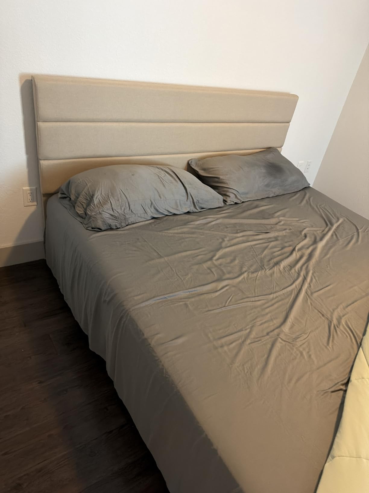 ACCURATEX Cooling Sheets for Hot Sleepers, Queen Size, Grey customer photo 1