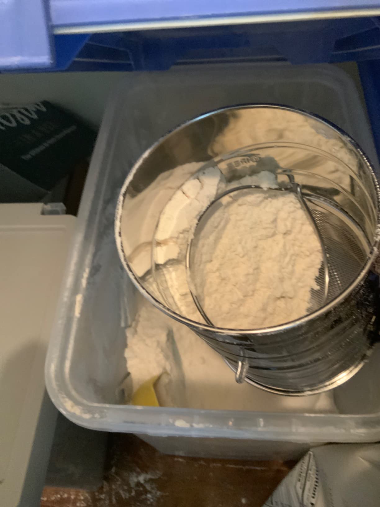Toresano Flour Sifter, Hand Crank Sifter for Baking with Fine Mesh Rotary customer photo 1