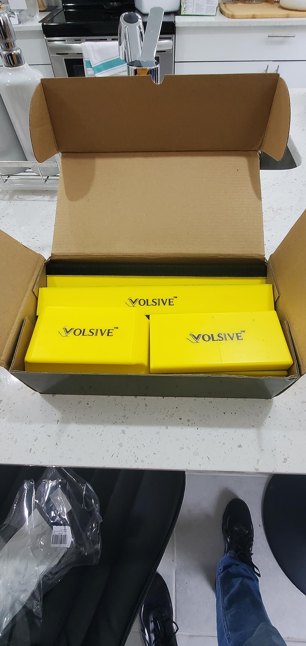 VOLSIVE 7pcs Hand Sanding Block Set, Rectangle Handheld Sanding Pad, Hook and Loop Interchangeable Assorted Shapes, for Sanding or Polishing in Auto Body and Paint Shops - Yellow customer photo 2