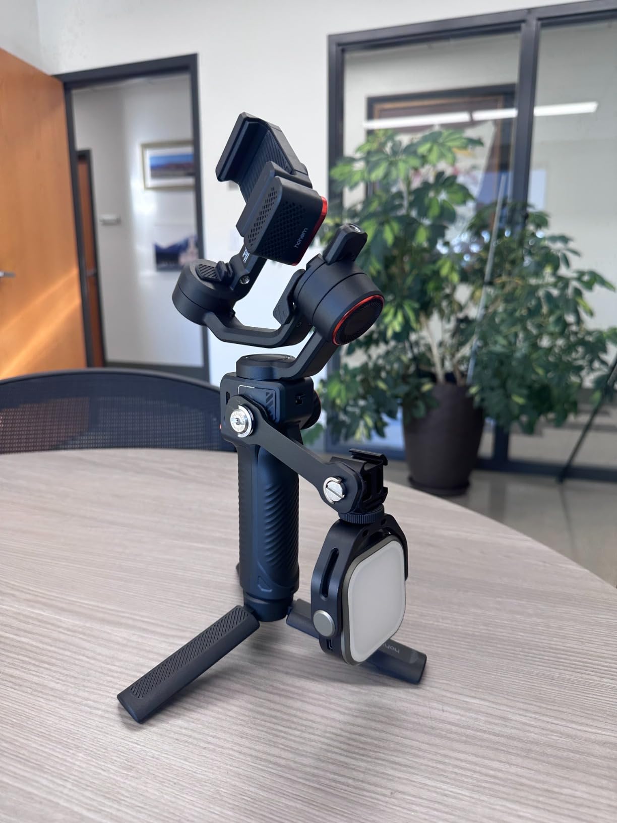 Hohem iSteady M6 Kit Gimbal Stabilizer for iPhone &Android,3-Axis Gimbal customer photo 2