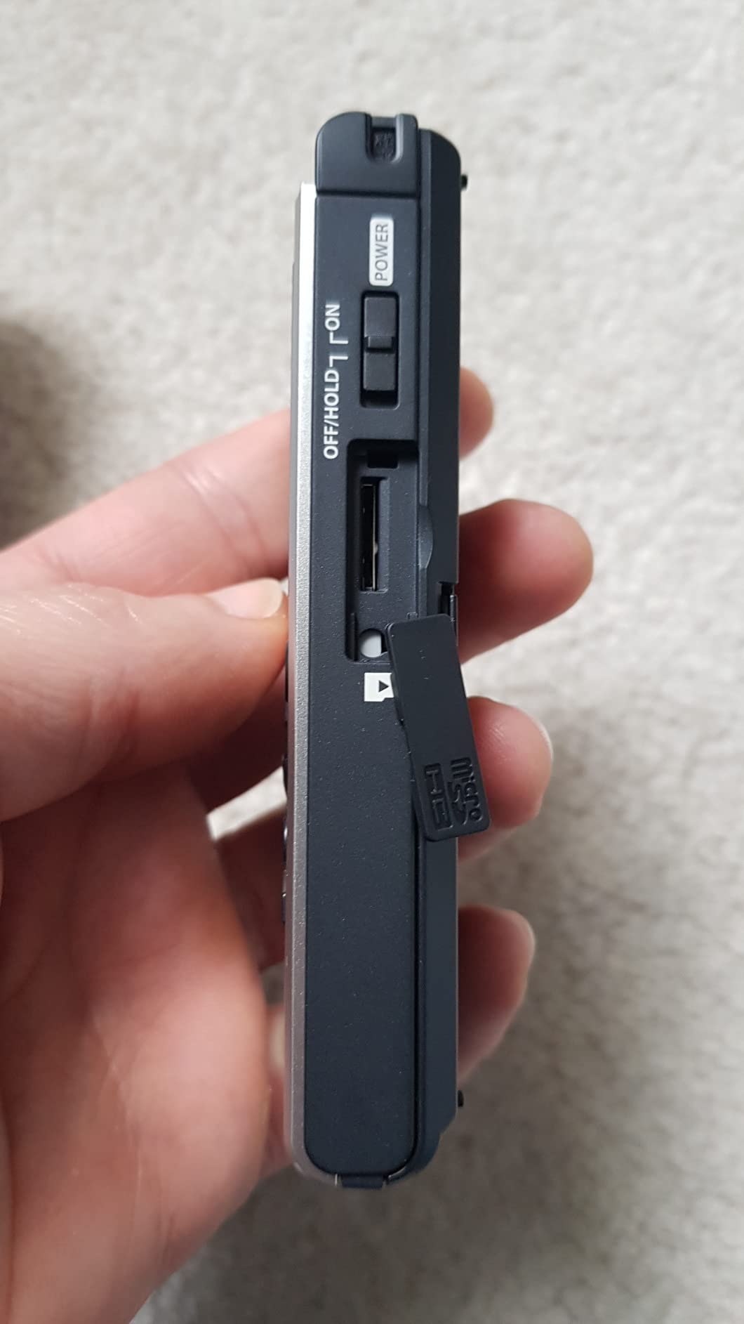 OM SYSTEM Olympus WS-882 Digital Voice Recorder, with Linear PCM/MP3 Recording Formats, USB Direct, 4gb Playback Speed and Volume Adjust, File Index, Erase Selected Files customer photo 1