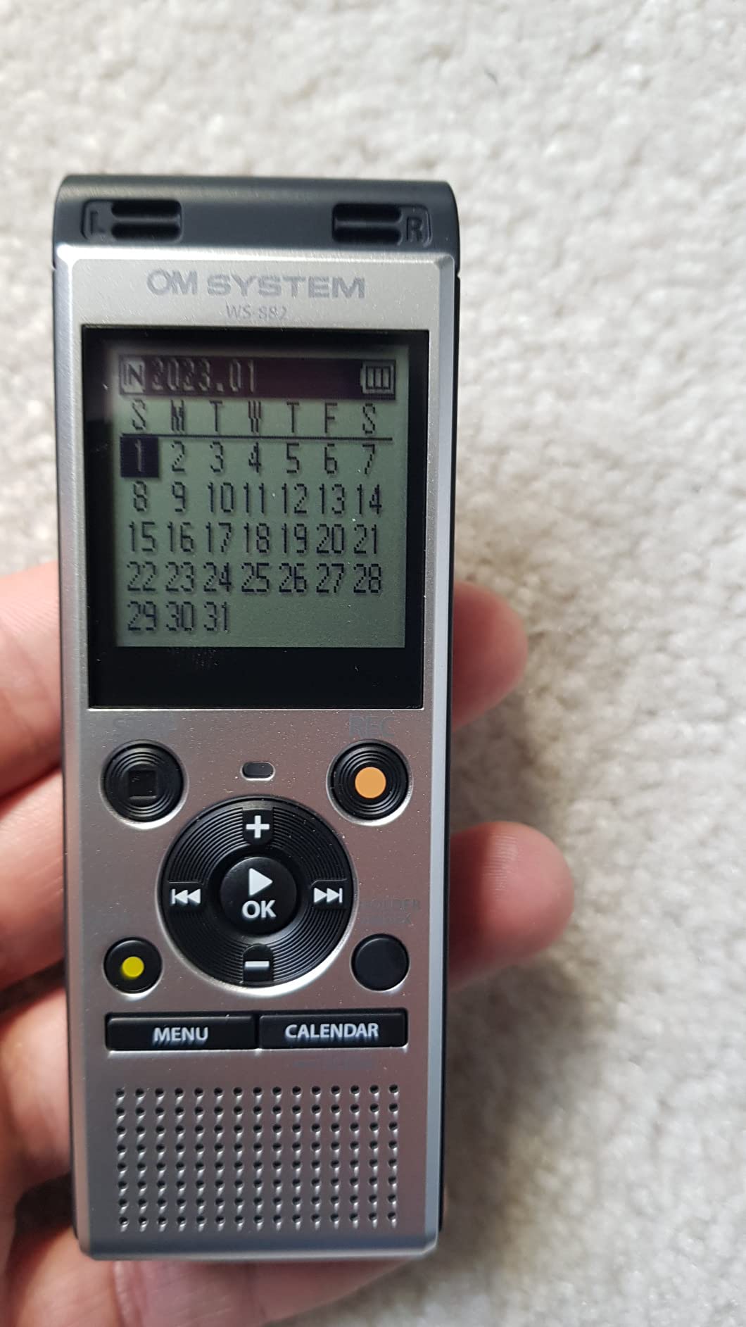 OM SYSTEM Olympus WS-882 Digital Voice Recorder, with Linear PCM/MP3 Recording Formats, USB Direct, 4gb Playback Speed and Volume Adjust, File Index, Erase Selected Files customer photo 2