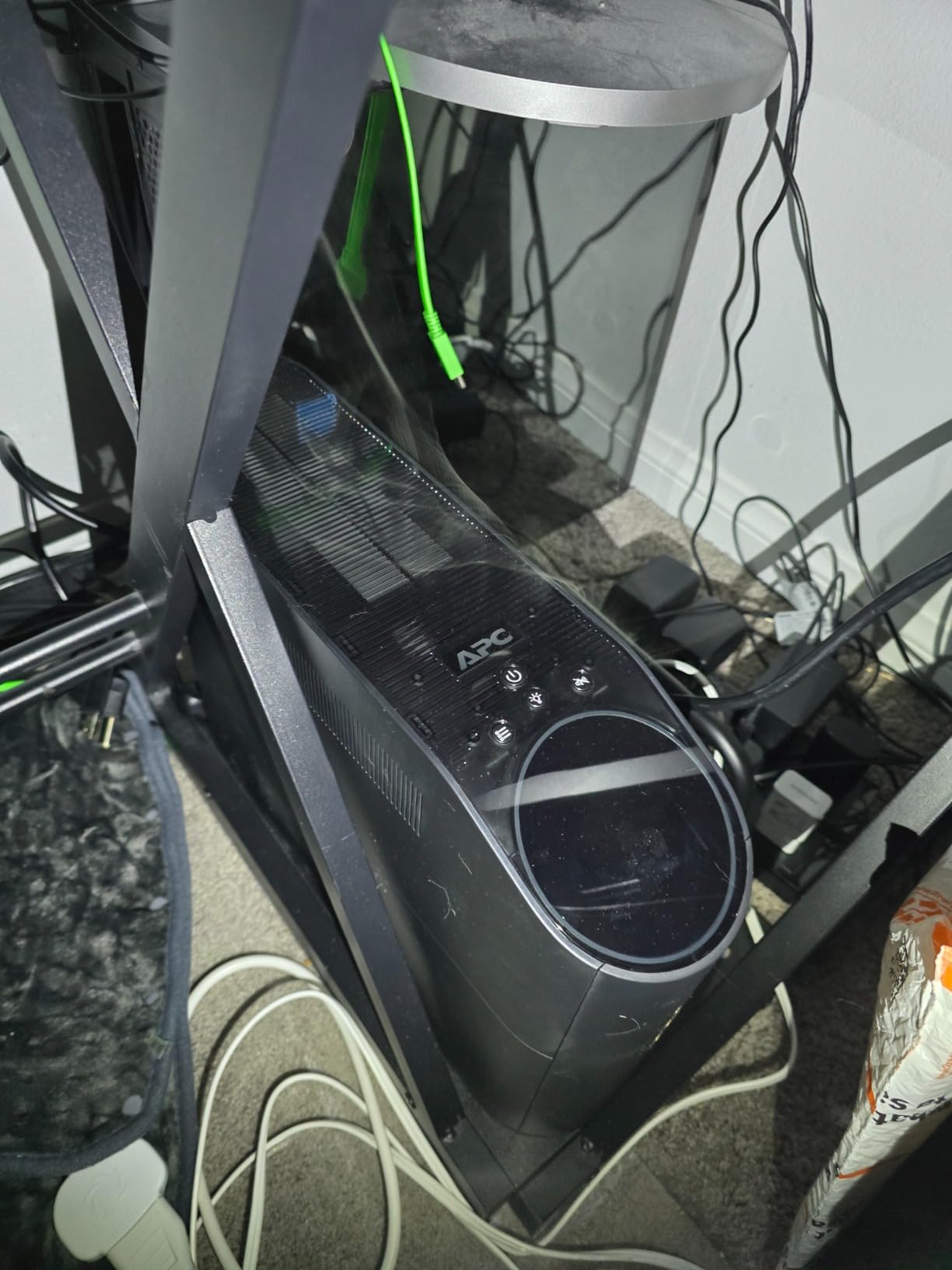 APC Back-UPS Pro Gaming UPS 1500VA/900W Pure Sine Wave UPS, BGM1500B-US customer photo 1
