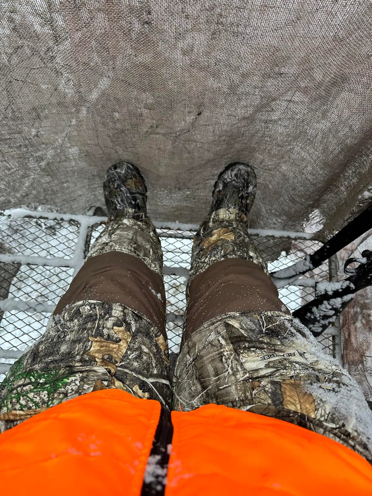 TIDEWE Hunting Bibs Heated for Men with Battery, Waterproof Insulated Bibs for Hiking Skiing Ice Fishing customer photo 1