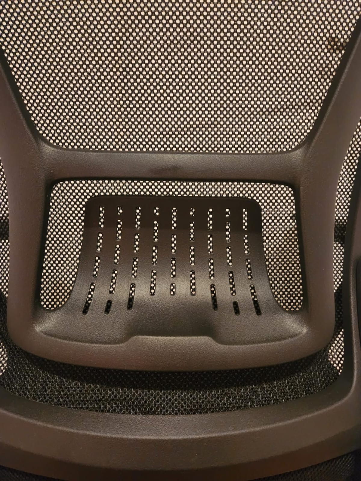 VECELO Mid-Back Swivel Ergonomic Office Chair with Adjustable Arms, Mesh Lumbar Support for Computer Task Work, Black customer photo 1