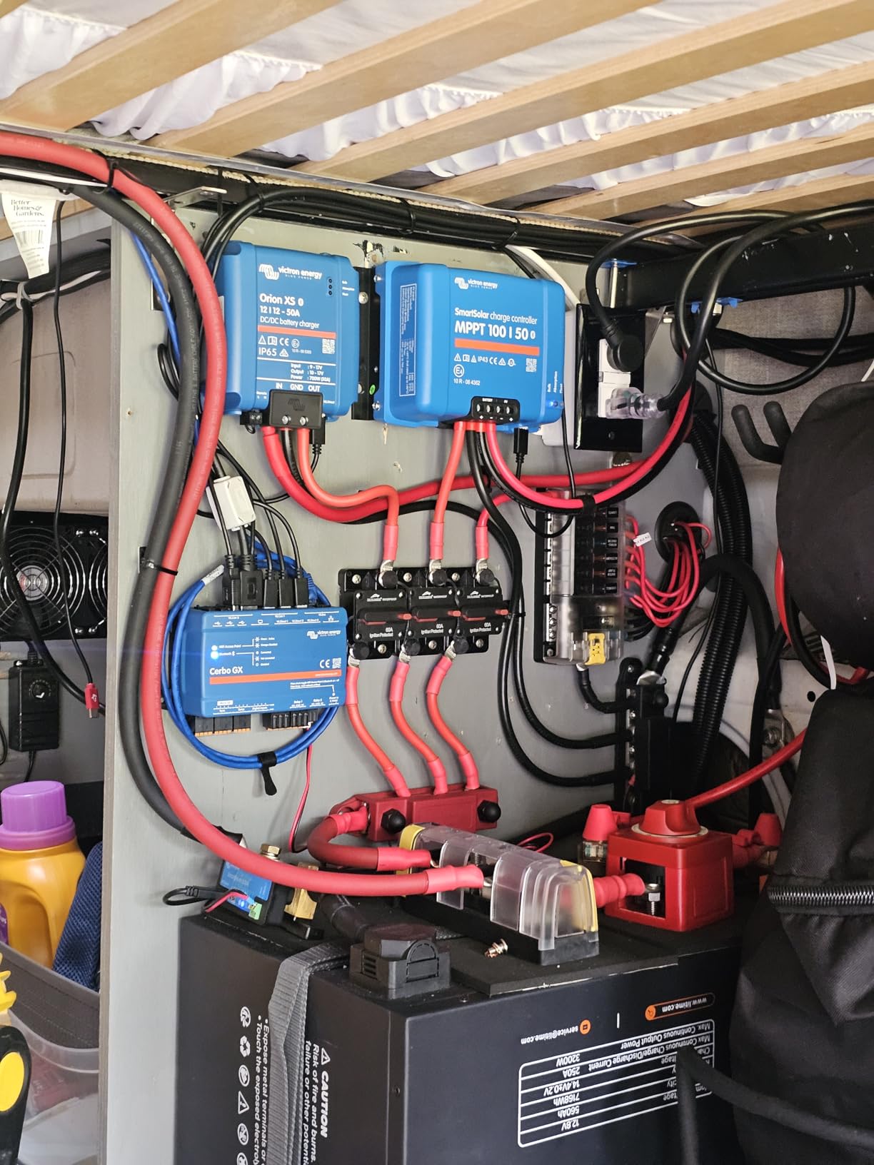Litime 12V 460Ah Group 8D Lithium LiFePO4 Battery for RV Marine Solar customer photo 1