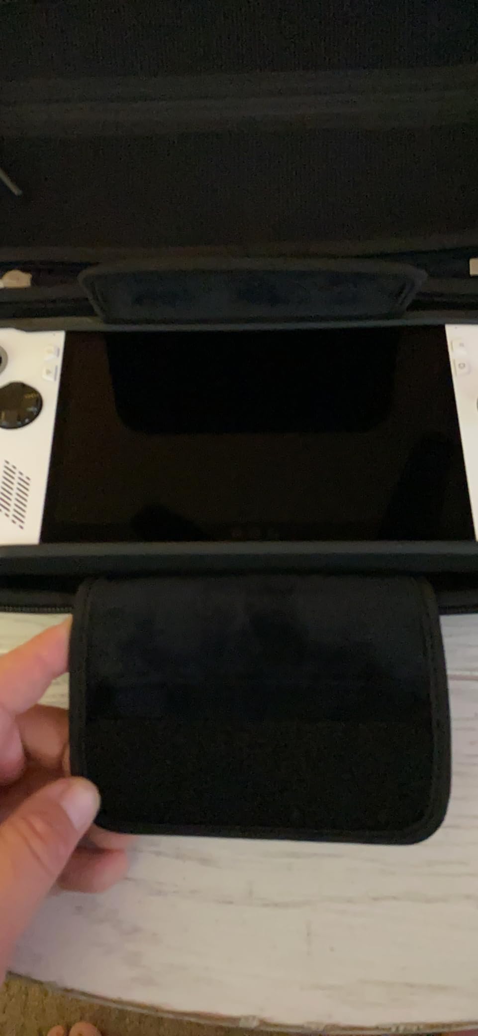 Spigen Rugged Armor Pro Hard Shell Carrying Case customer photo 1