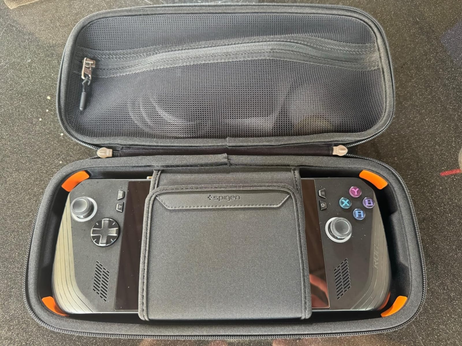 Spigen Rugged Armor Pro Hard Shell Carrying Case customer photo 2