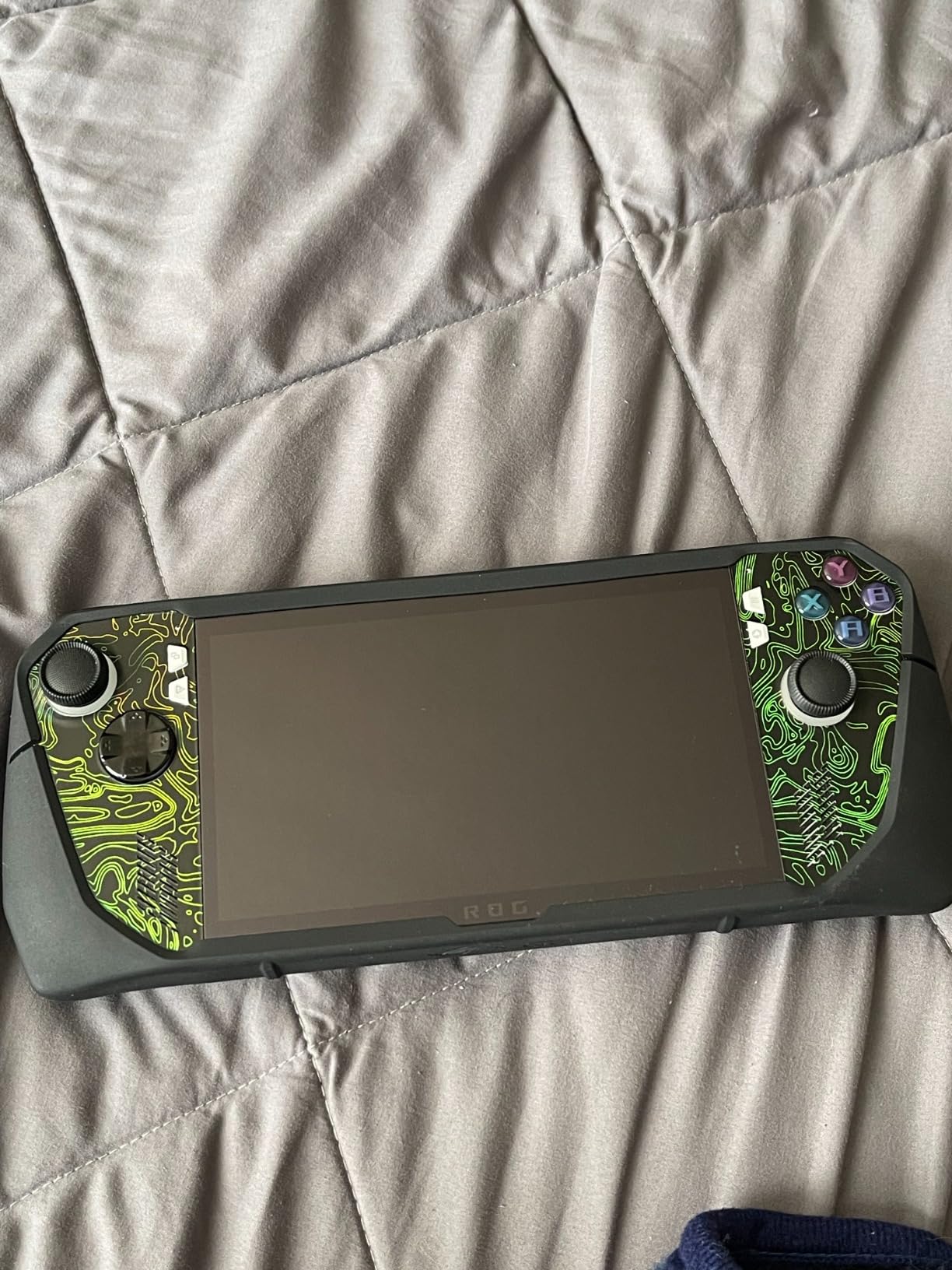 ASUS - ROG Ally Gaming Handheld Console - Z1 Processor, 512GB, 1080p 120Hz Display,White customer photo 2