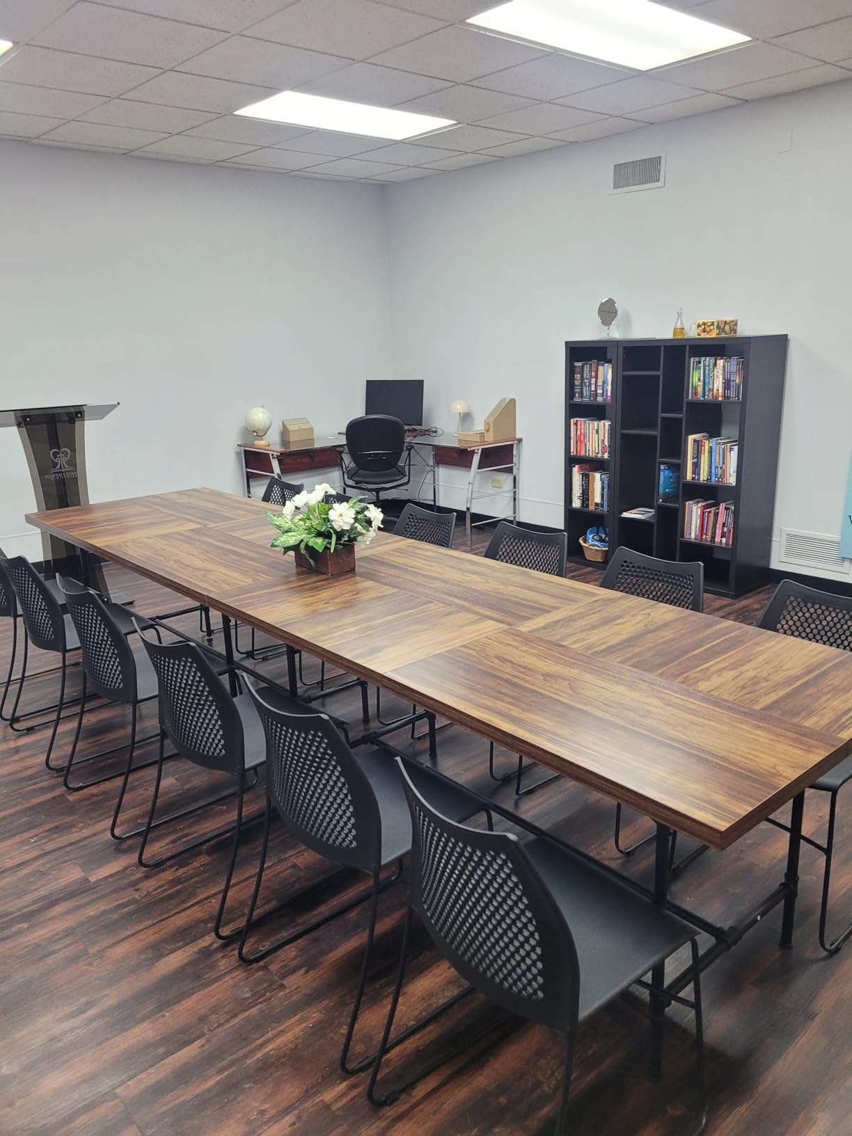 Tribesigns 6FT Conference Table, 70.86L x 35.43W x 29.52H Inches Boat Shaped Meeting Table, Industrial Grey Seminar Table for Office Meeting Conference Room customer photo 1