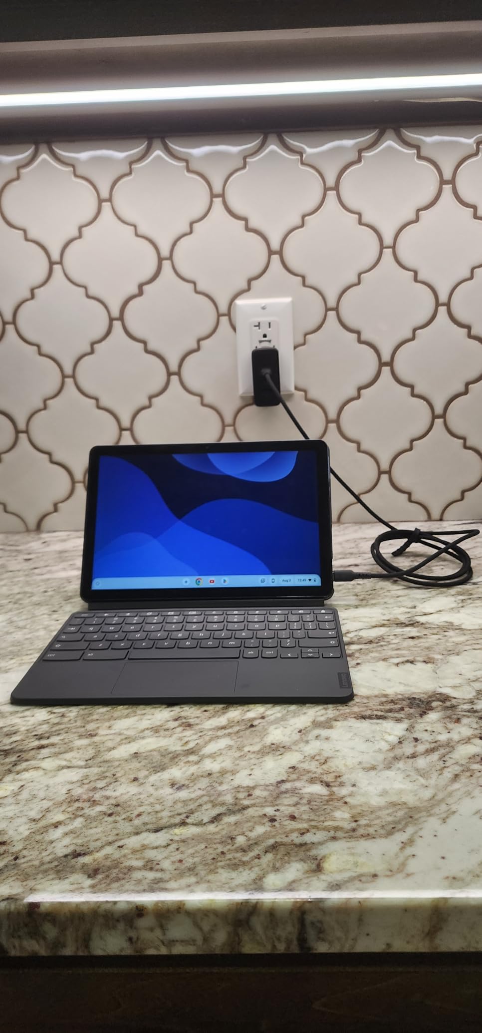 INIU 100W USB C Laptop Charger, GaN Fast Charging Block for with 100W Cable customer photo 2