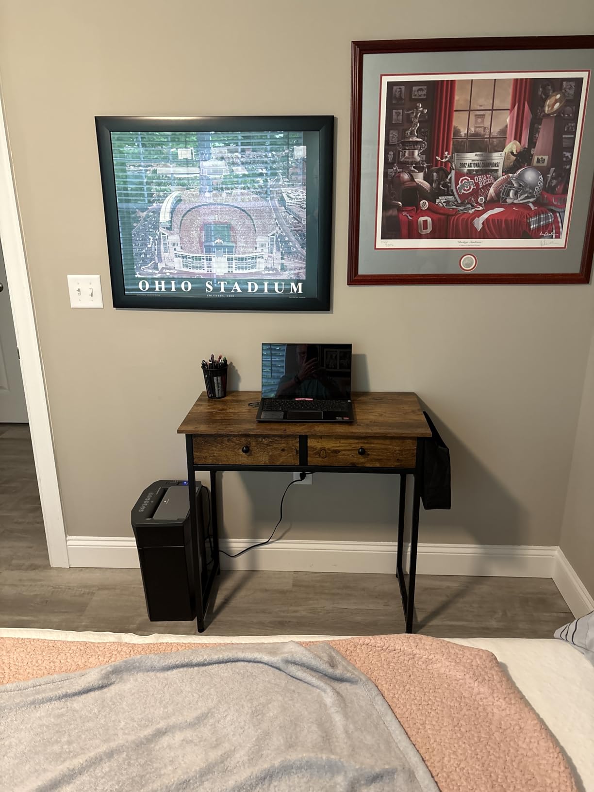 Lufeiya Small Computer Desk with 2 Drawers for Bedroom, 31 Inch Home Office Desk with Storage Fabric Drawer and Bag, Study Writing Table for Small Spaces, Rustic Brown customer photo 2