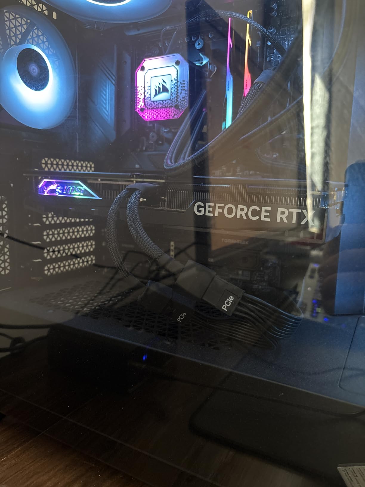 MSI Gaming GeForce RTX 4070 12GB GDDR6X Gaming X Slim 12G Graphics Card (Extreme Clock: 2625 MHz, 192-Bit, HDMI/DP, NVLink, TORX Fan 4.0, Ada Lovelace Architecture) customer photo 1