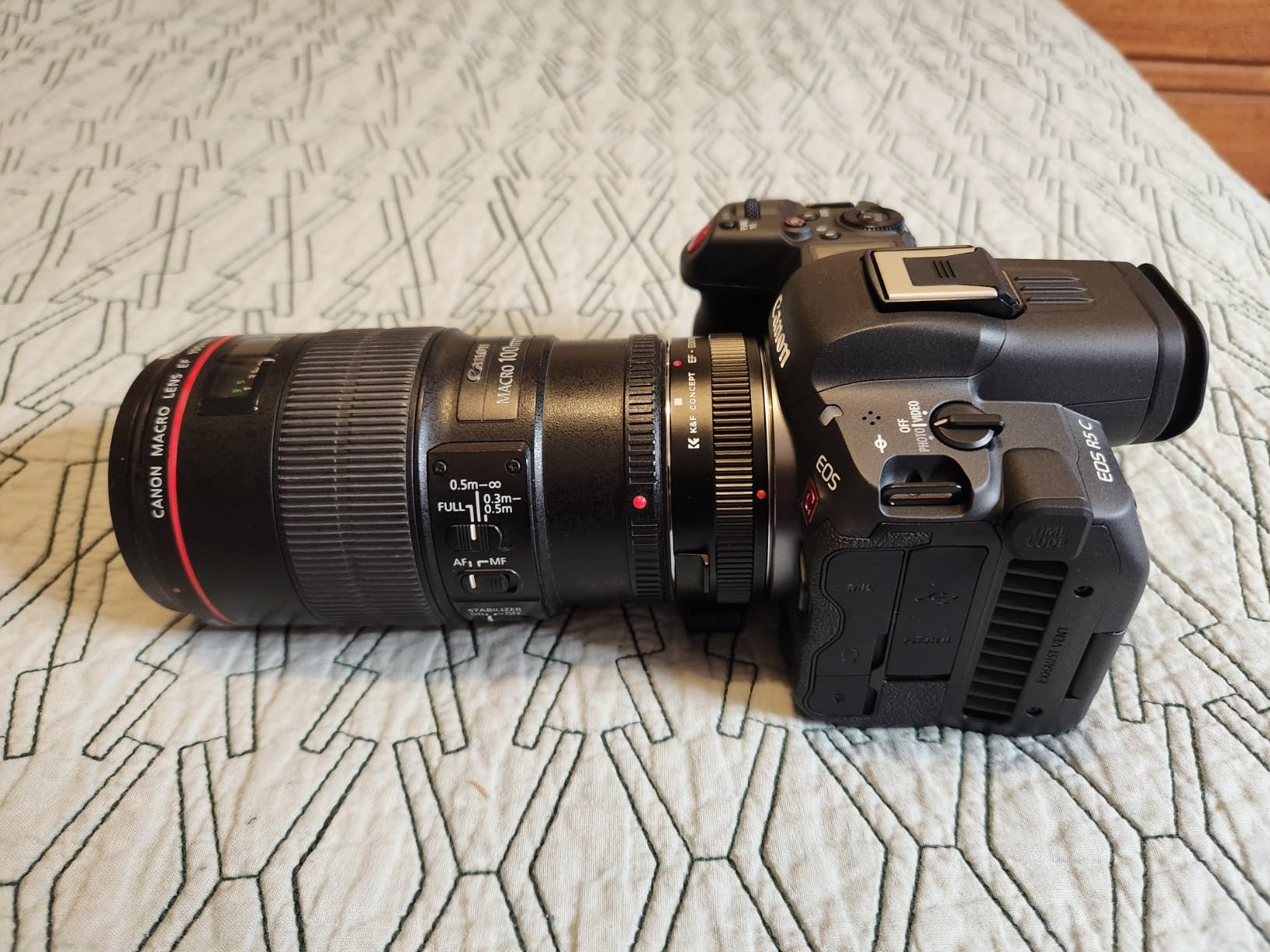 K&F Concept EF to EOS R Adapter, Auto Focus Lens Mount Adapter for EF EF-S Lens Compatible with Canon EOS R Mount Cameras AR302 customer photo 1