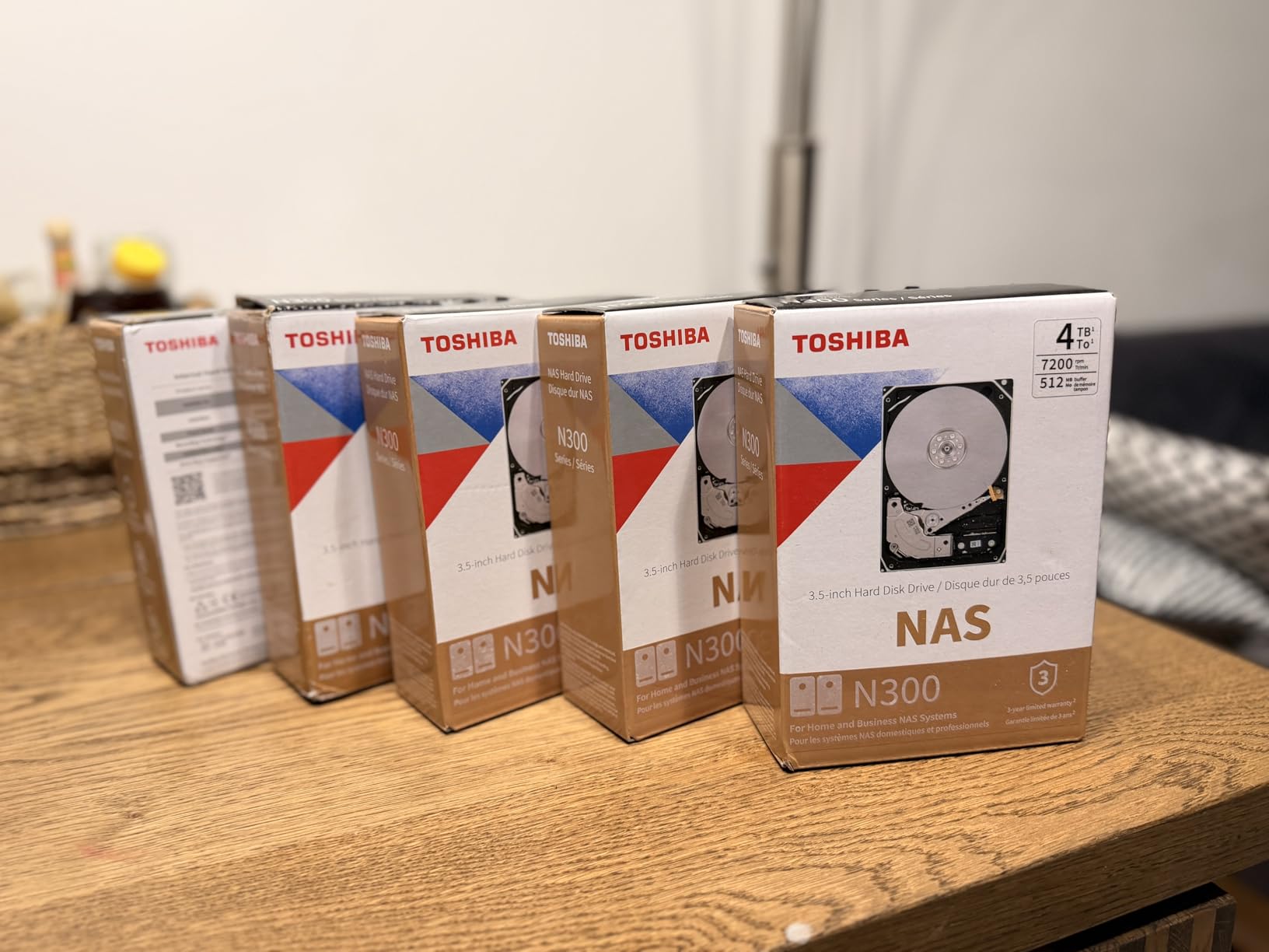 Toshiba N300 14TB NAS 3.5-Inch Internal Hard Drive (HDWG51EXZSTA) customer photo 2