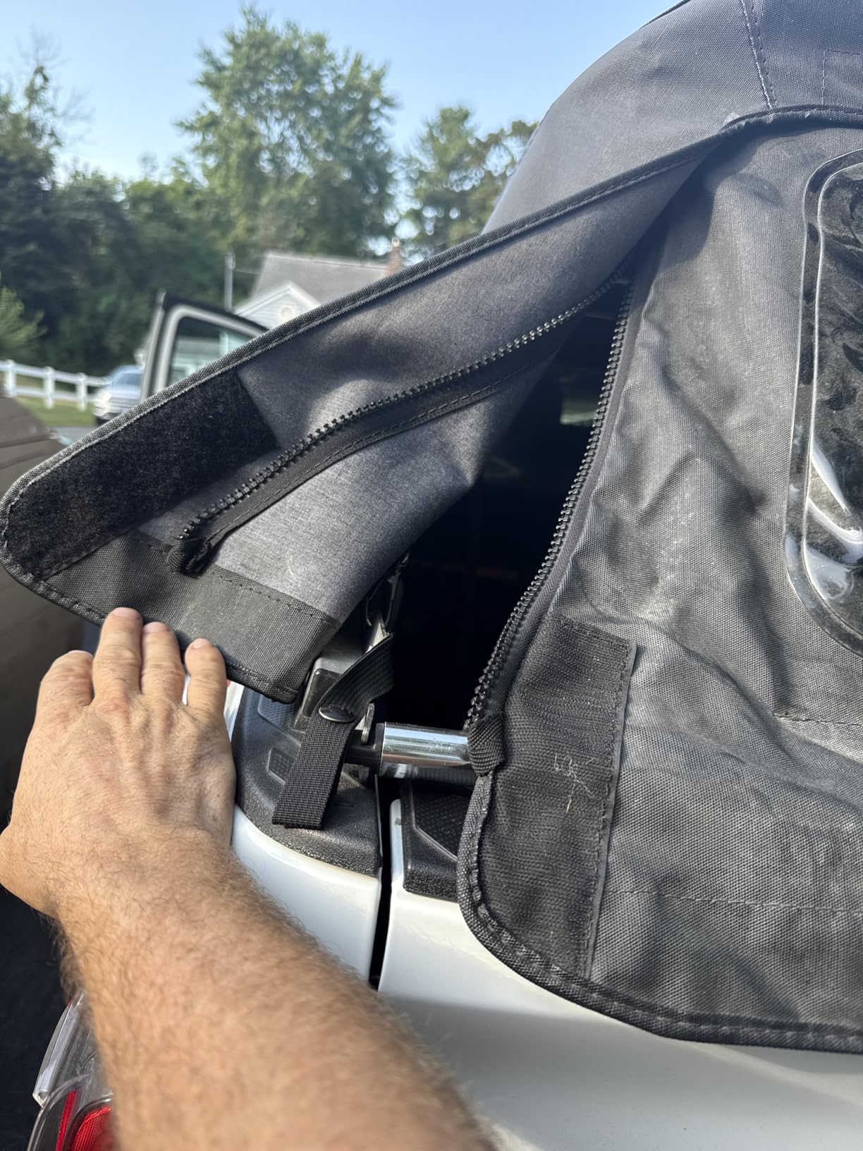 Softopper Truck Top, Model TC60B, Black for Gen 3 Short Bed 5' Tacoma customer photo 1