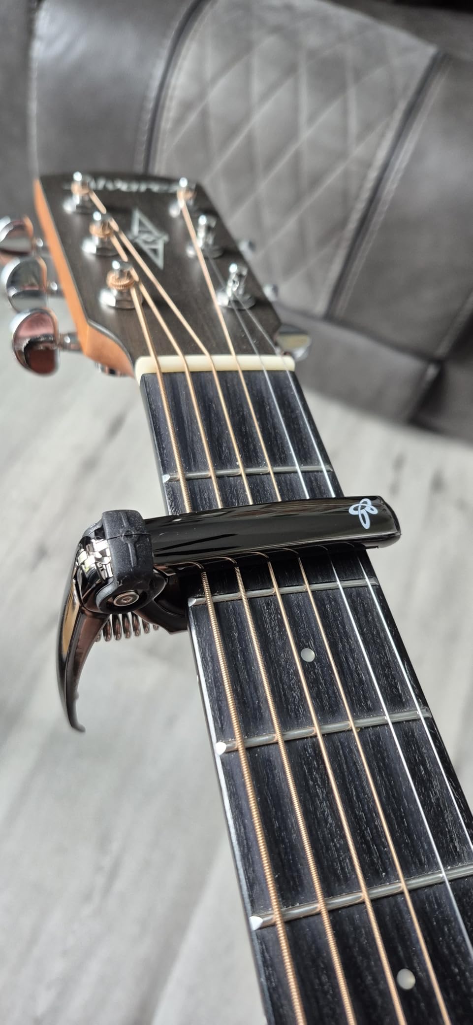 Sondery Multifunctional Capo for 6 Strings Acoustic and Electric Guitars | Zinc Alloy, No Buzz, Includes String Cutter Pin Puller Pick Holder customer photo 2