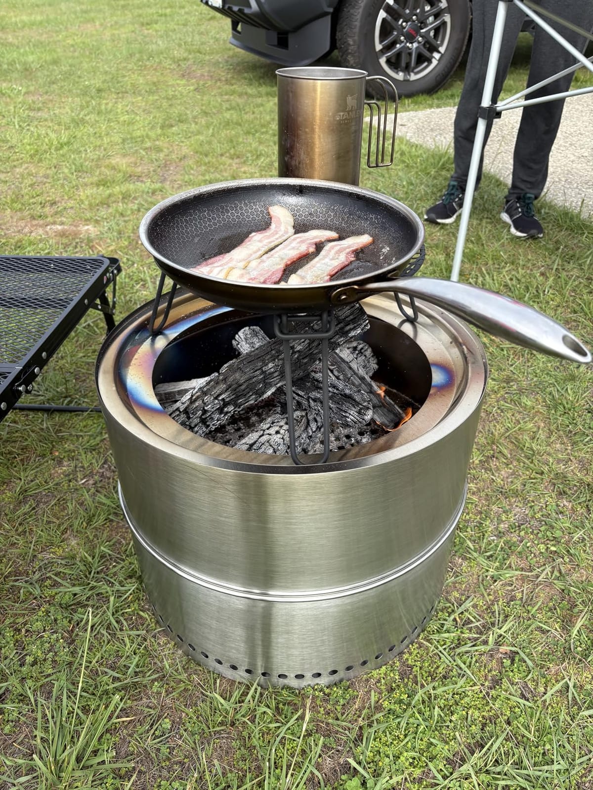 HGD 20 inch Smokeless Firepit Outdoor, Portable Smokeless Fire Pit for Camping with Travel Bag, Stainless Steel Wood Burning Stove for Backyard & Patio, Easy Setup & Compact Storage customer photo 1