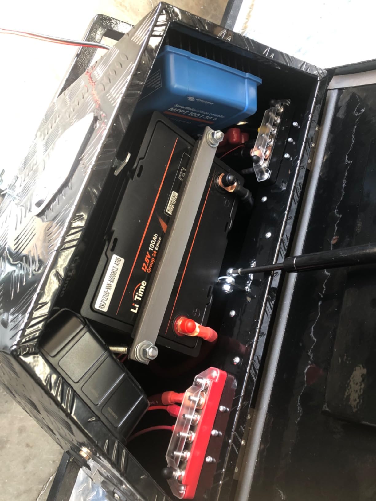 Litime 12v 100Ah RV LiFePO4 Lithium Battery for Van, Marine, Off-Grid customer photo 1