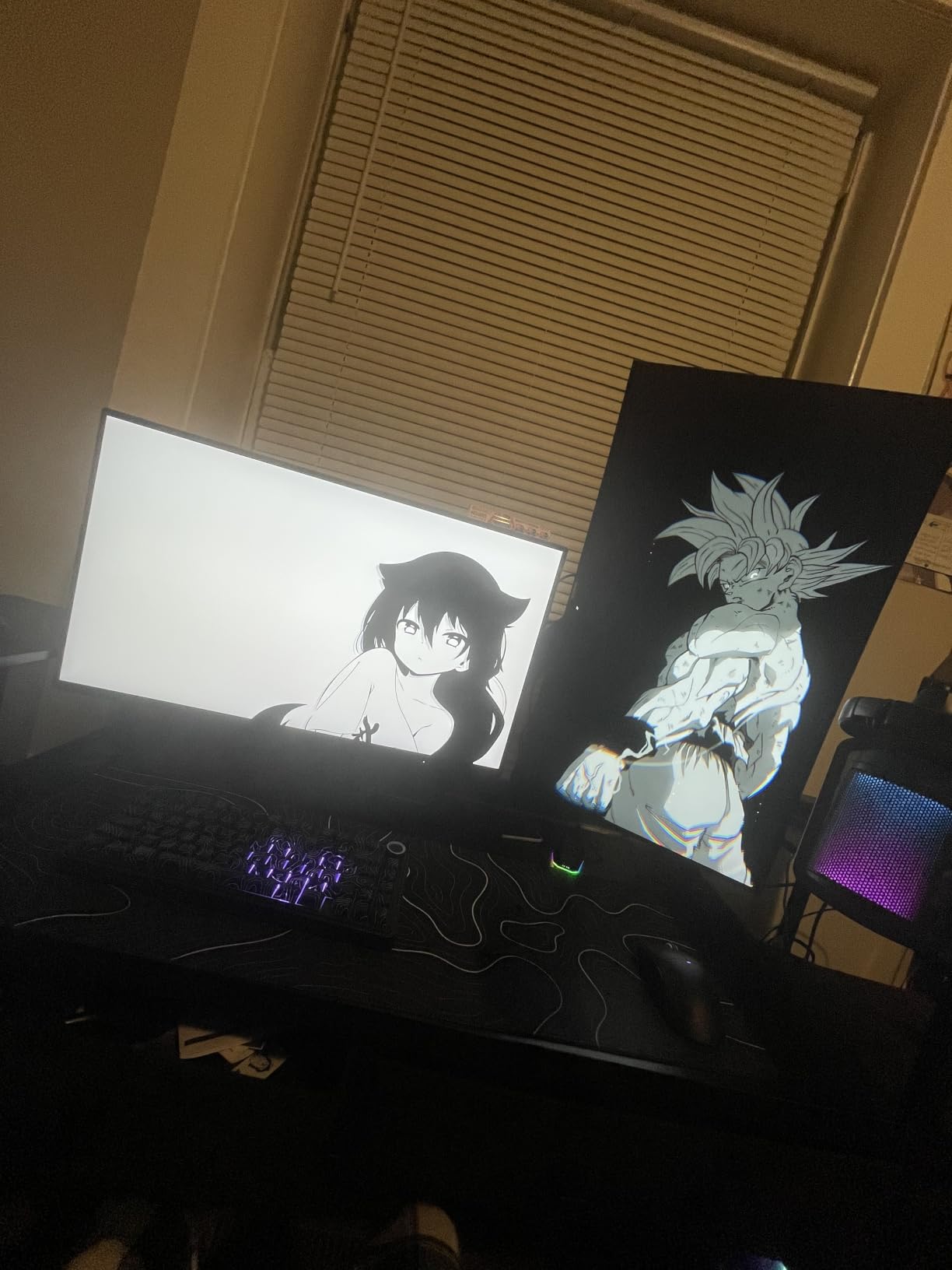 HUANUO Dual Monitor Mount for 2 Monitors up to 32 inches, Each Arm Holds Max 22lbs, Dual Monitor Stand with Advanced System, Height-Adjustable/Tilt/Swivel/Rotate, VESA Standard 75mm or 100mm customer photo 2