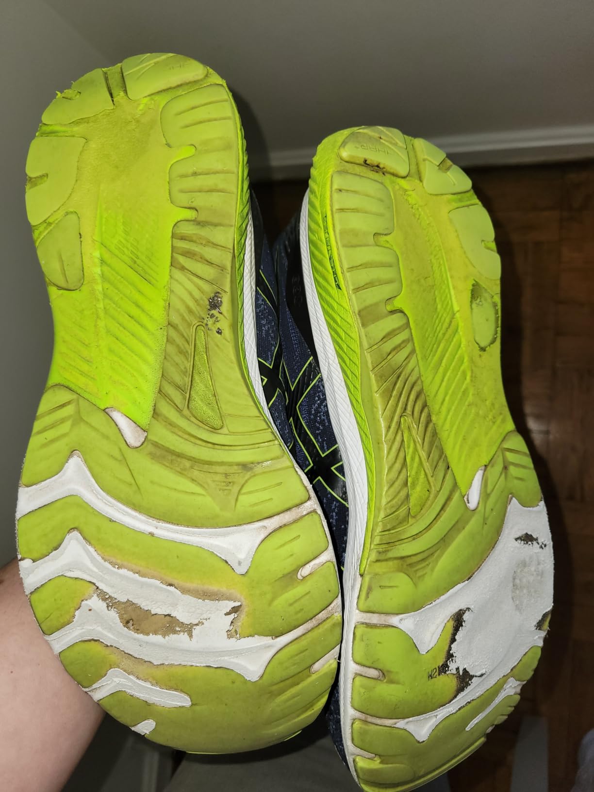 ASICS Men's Gel-Kayano 31 Running Shoes customer photo 2