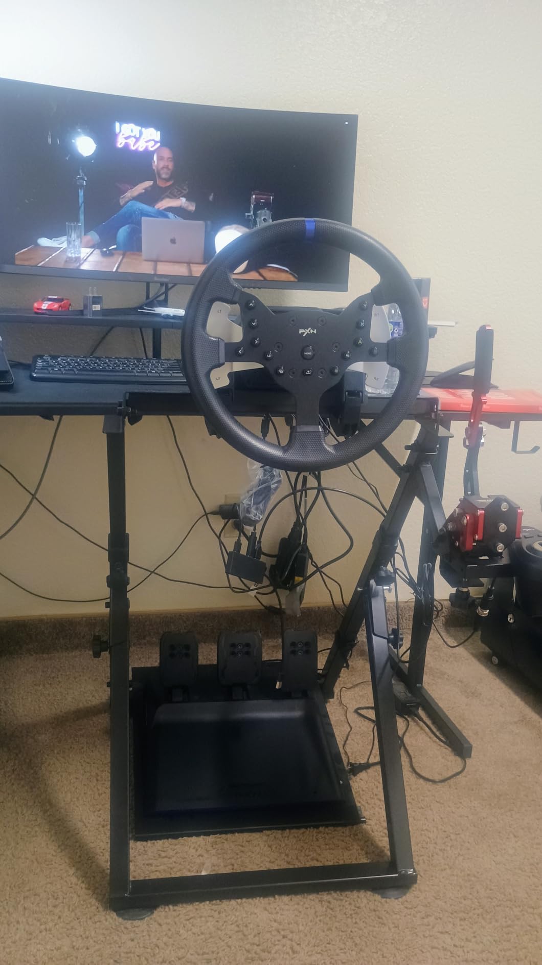 PXN V99 Force Feedback Racing Wheel, with Pedals and Shifter customer photo 2